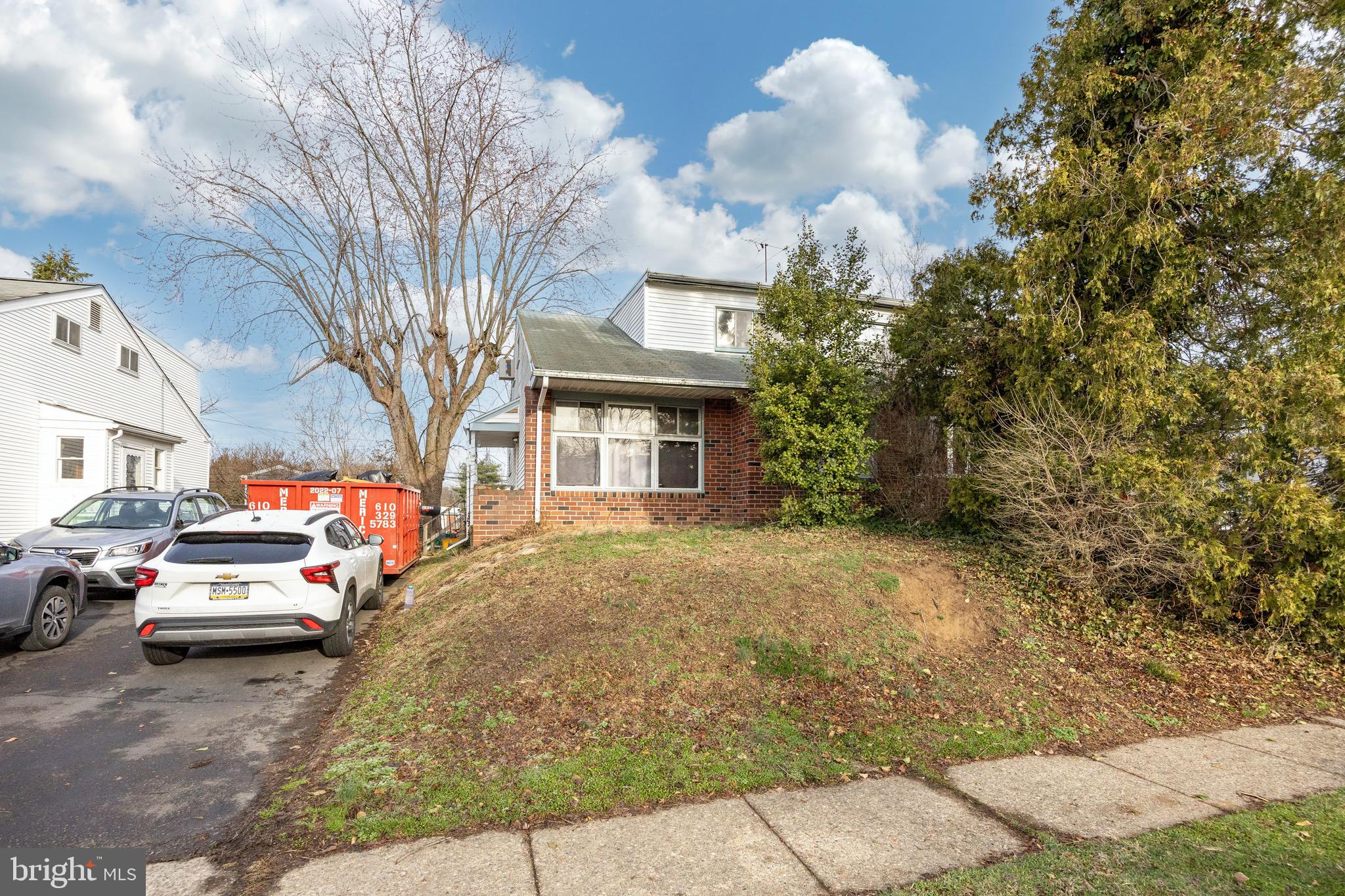 ROSLYN - Residential