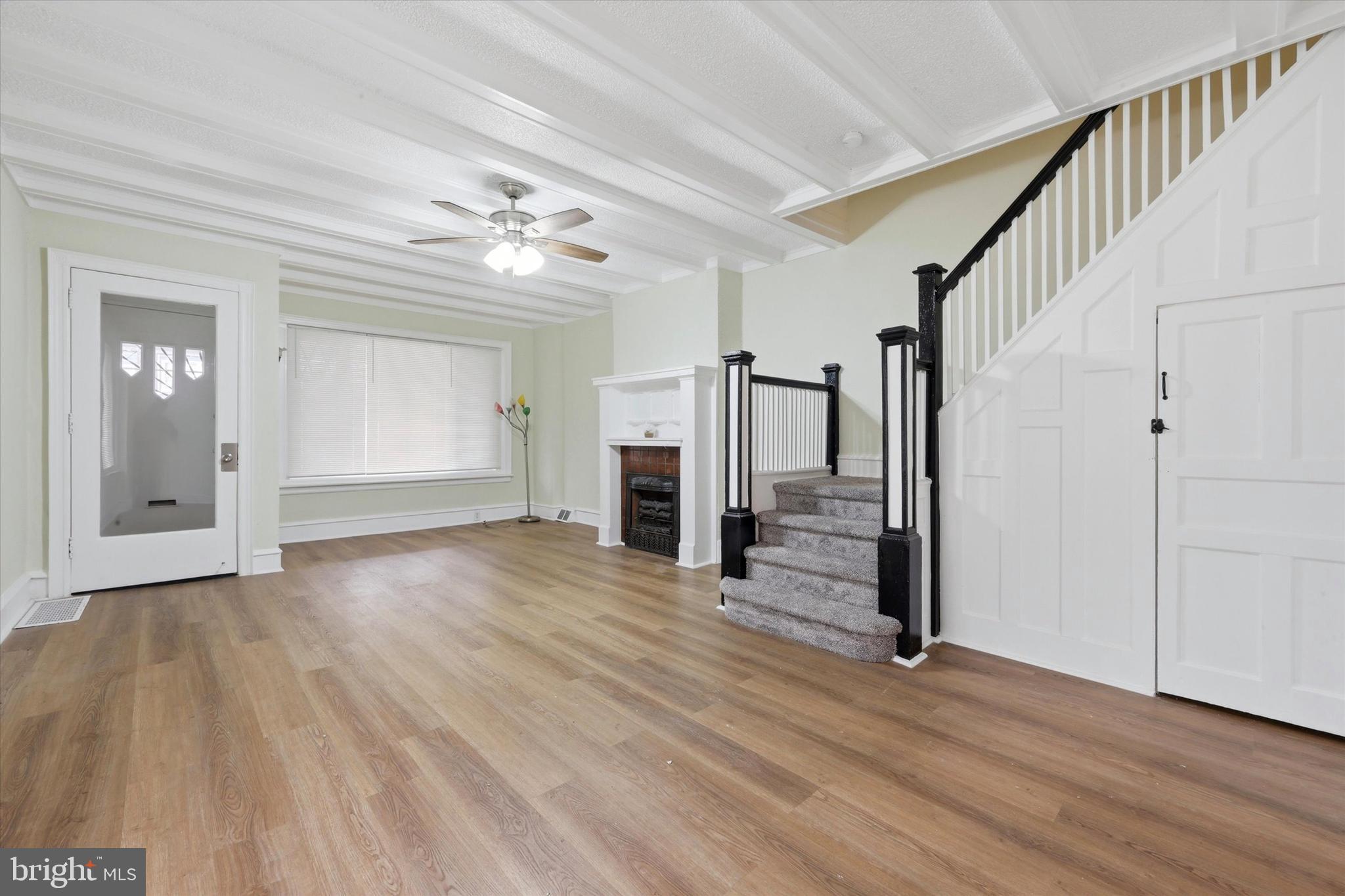 COBBS CREEK - Residential