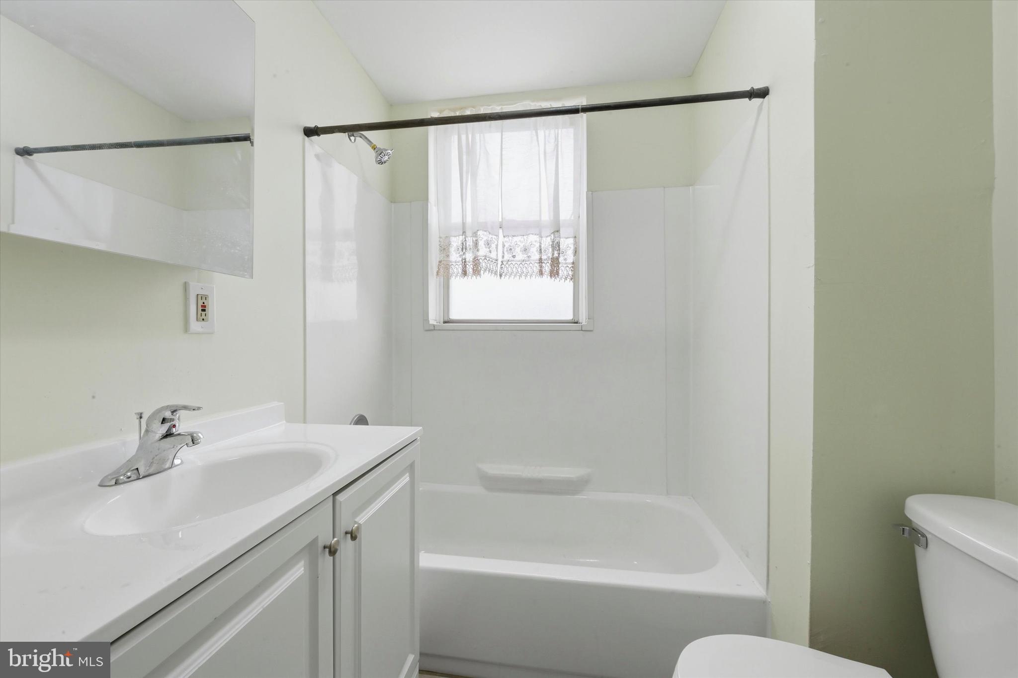 COBBS CREEK - Residential