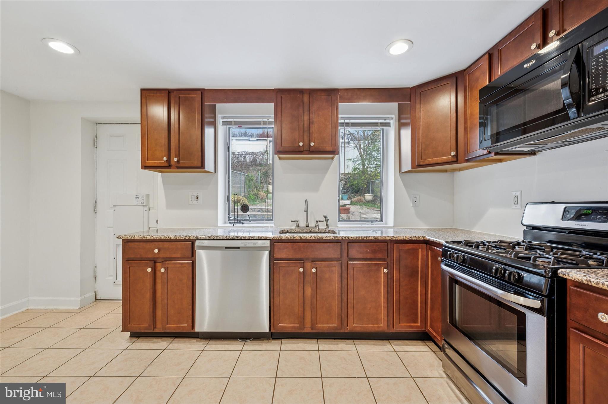 MANAYUNK - Residential