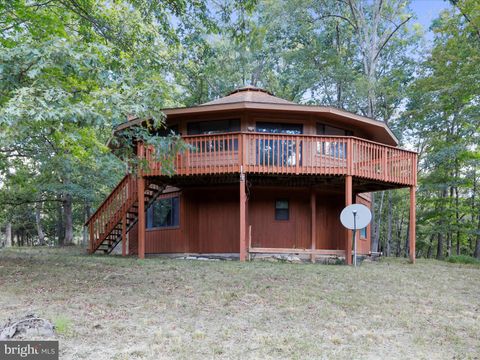 341 WHITE OAK TRAIL PAW PAW WV 25434