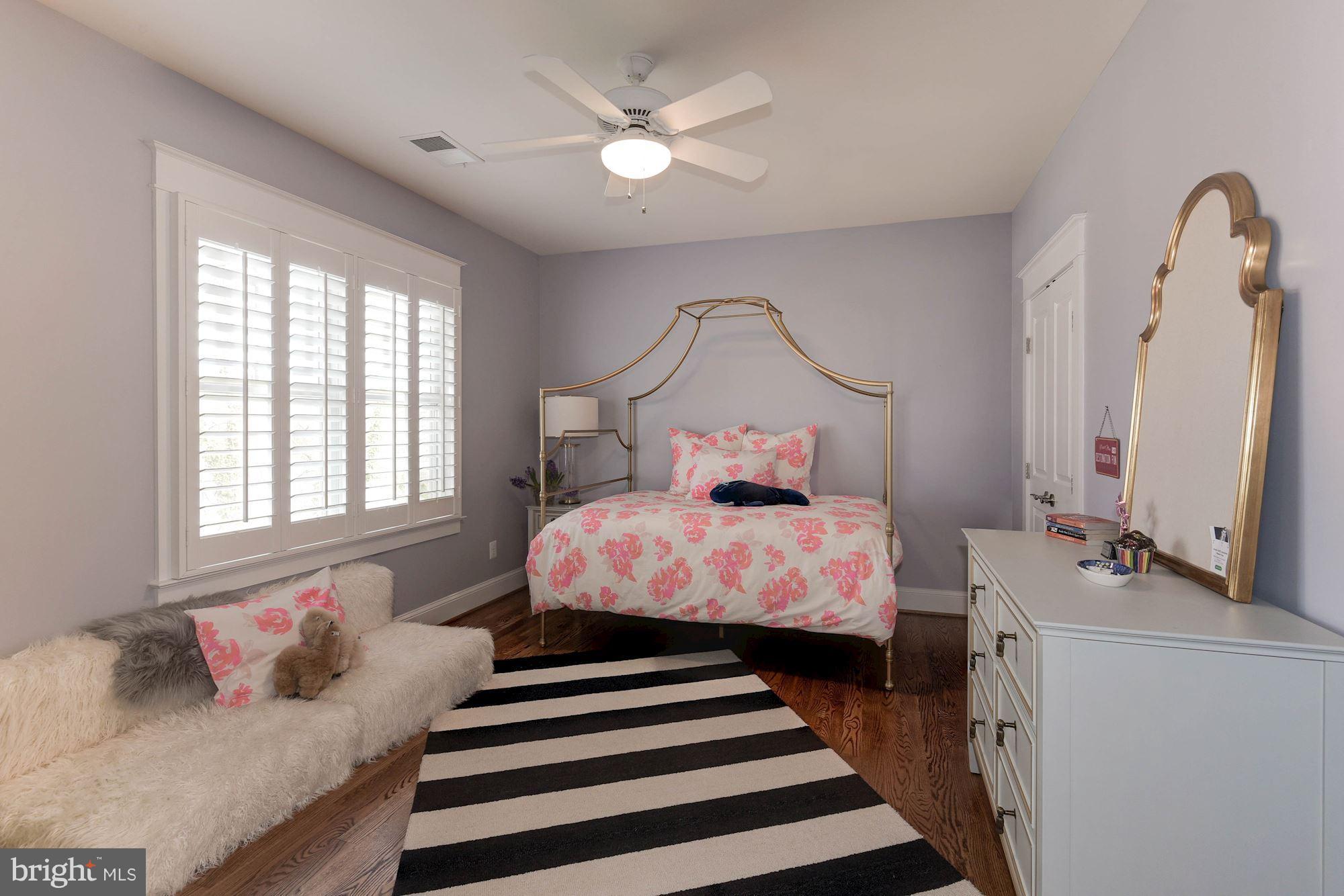 BROYHILL FOREST - Residential