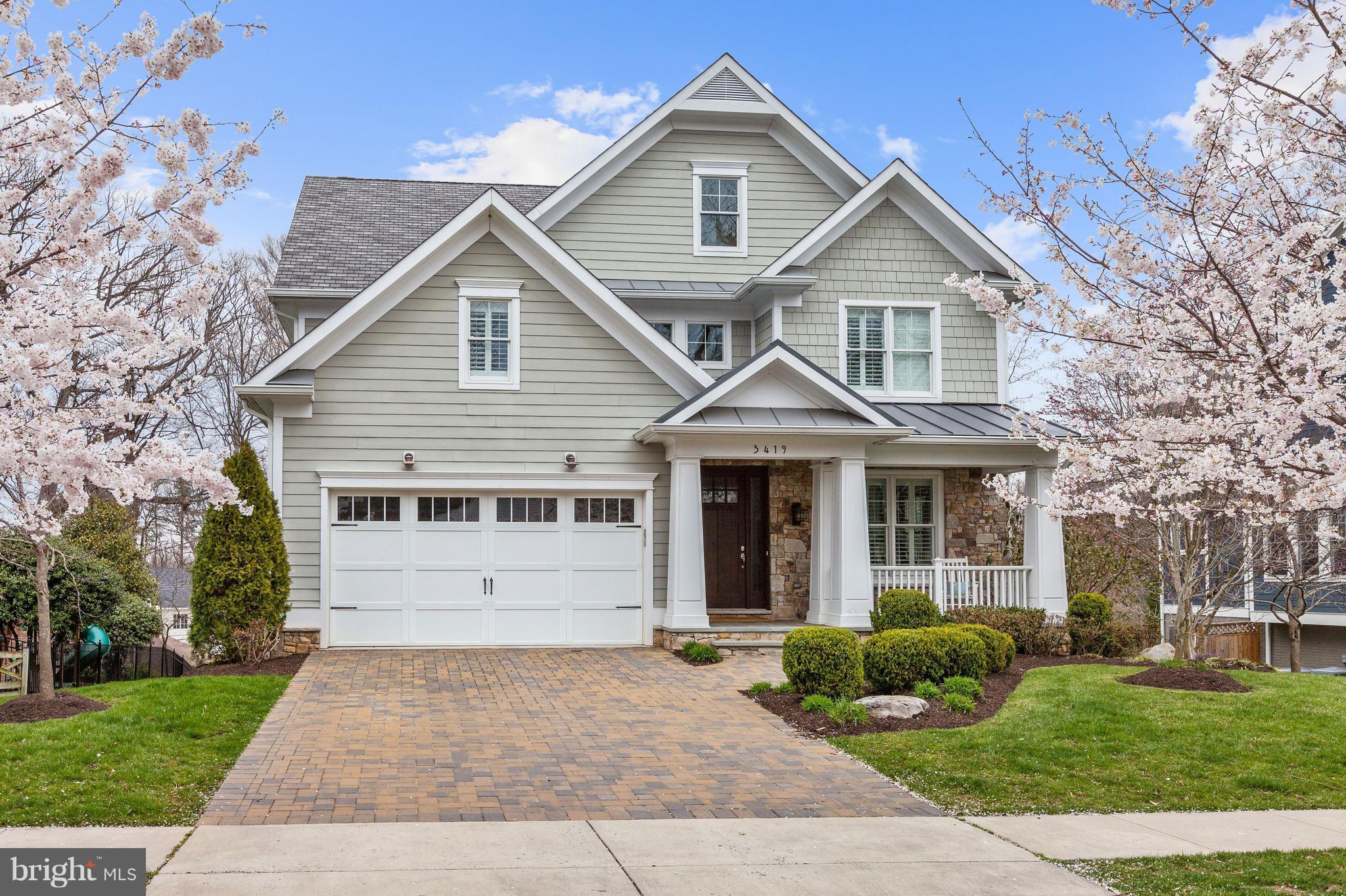 BROYHILL FOREST - Residential