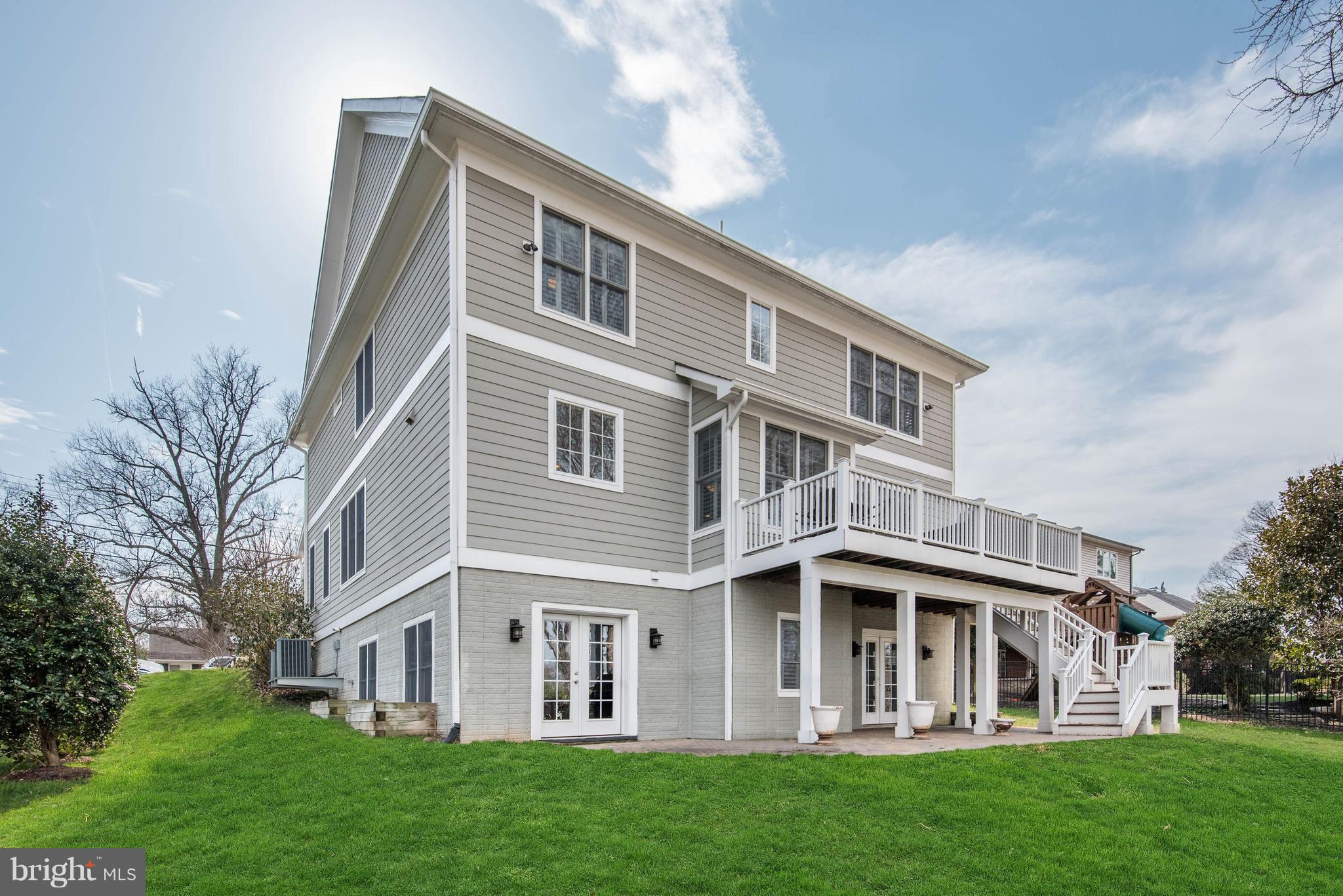 BROYHILL FOREST - Residential