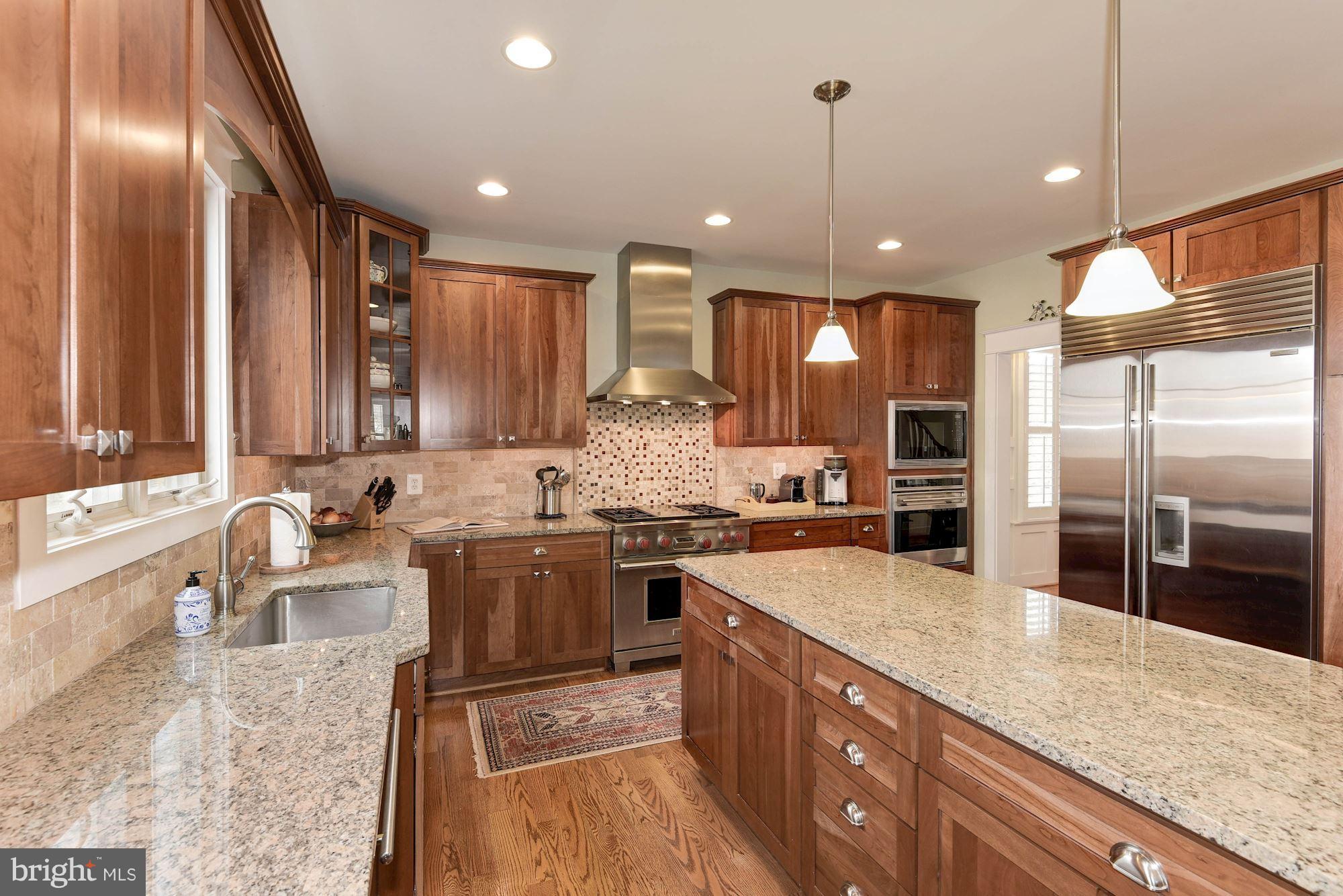 BROYHILL FOREST - Residential