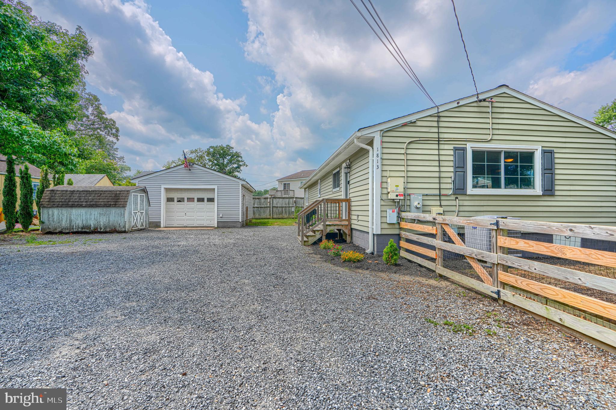 1813 POTOMAC ROAD