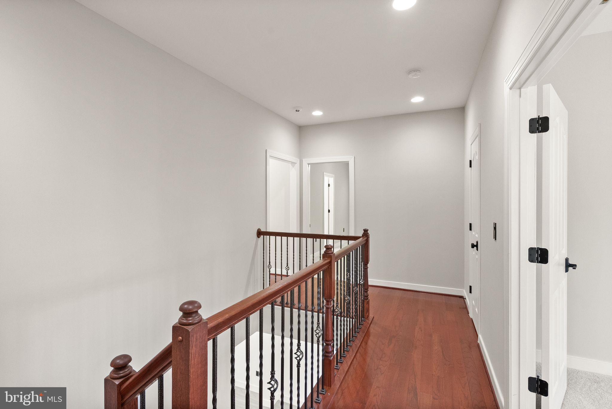 MILLSTONE AT THE GLENS - Residential