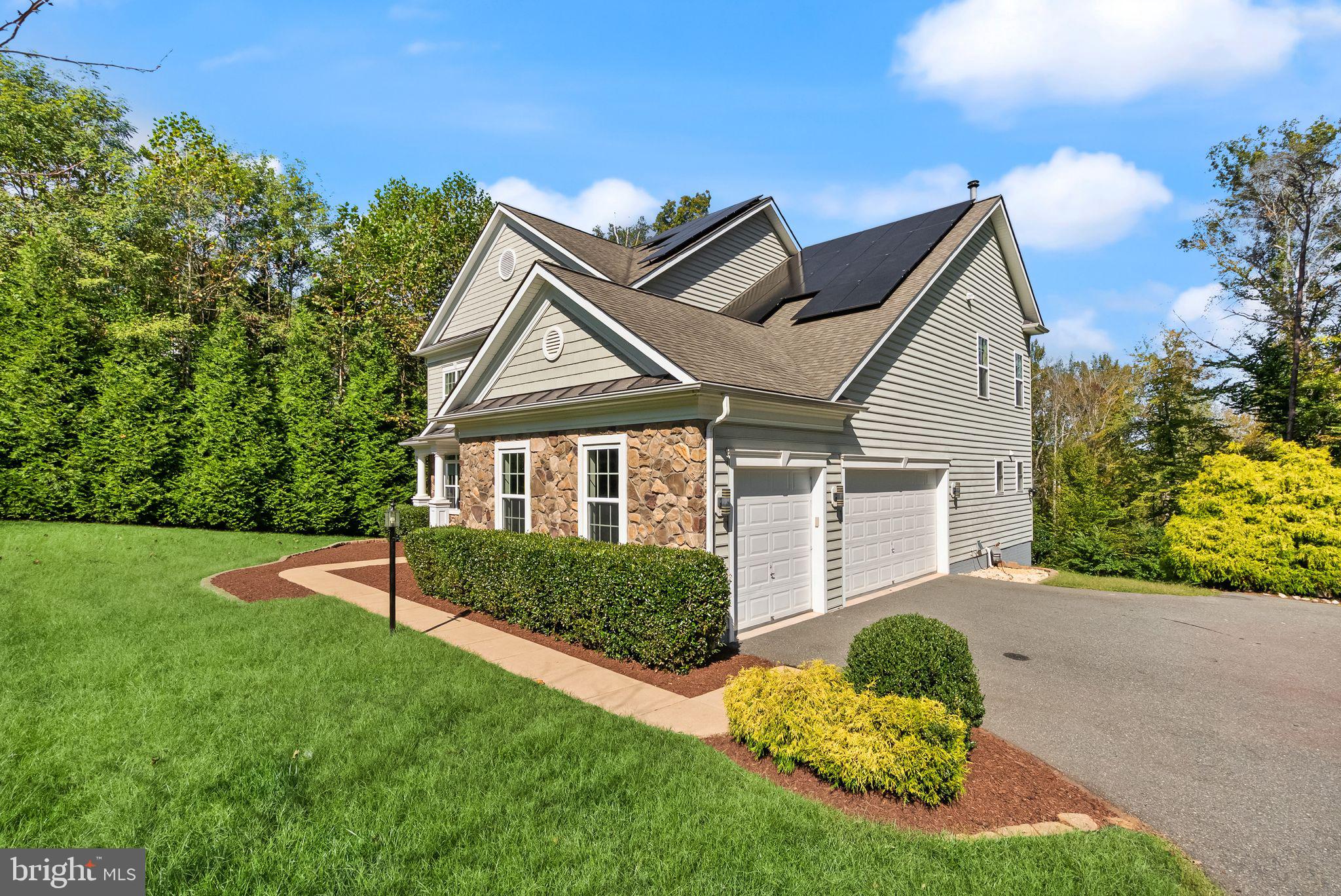 MILLSTONE AT THE GLENS - Residential