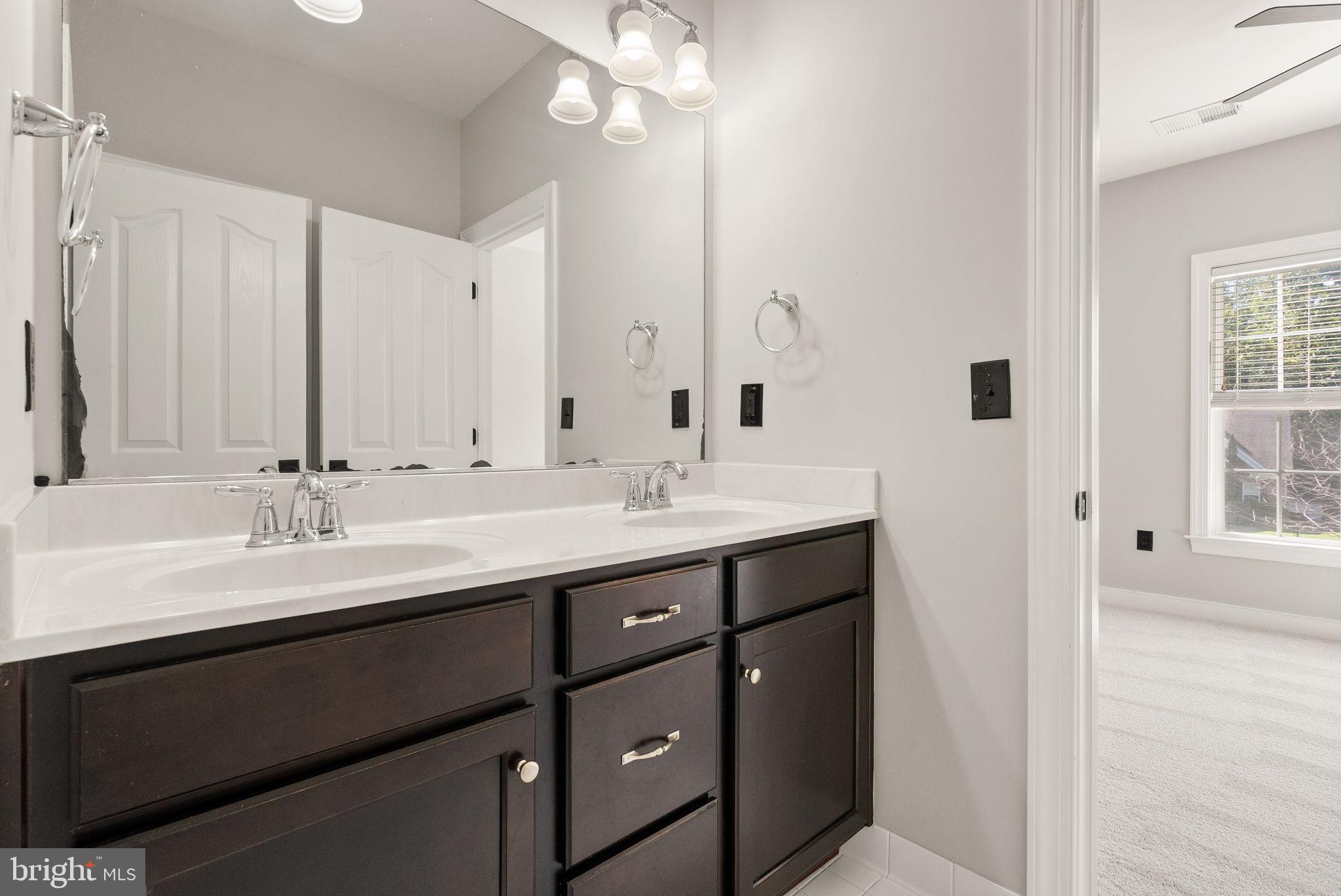 MILLSTONE AT THE GLENS - Residential