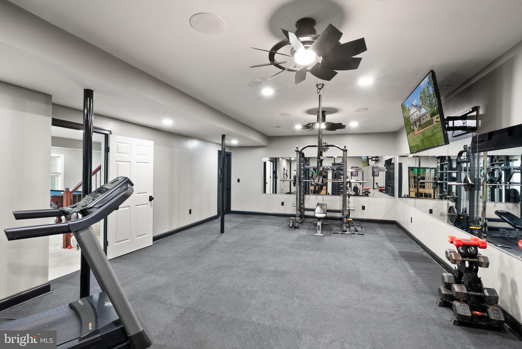 MILLSTONE AT THE GLENS - Residential