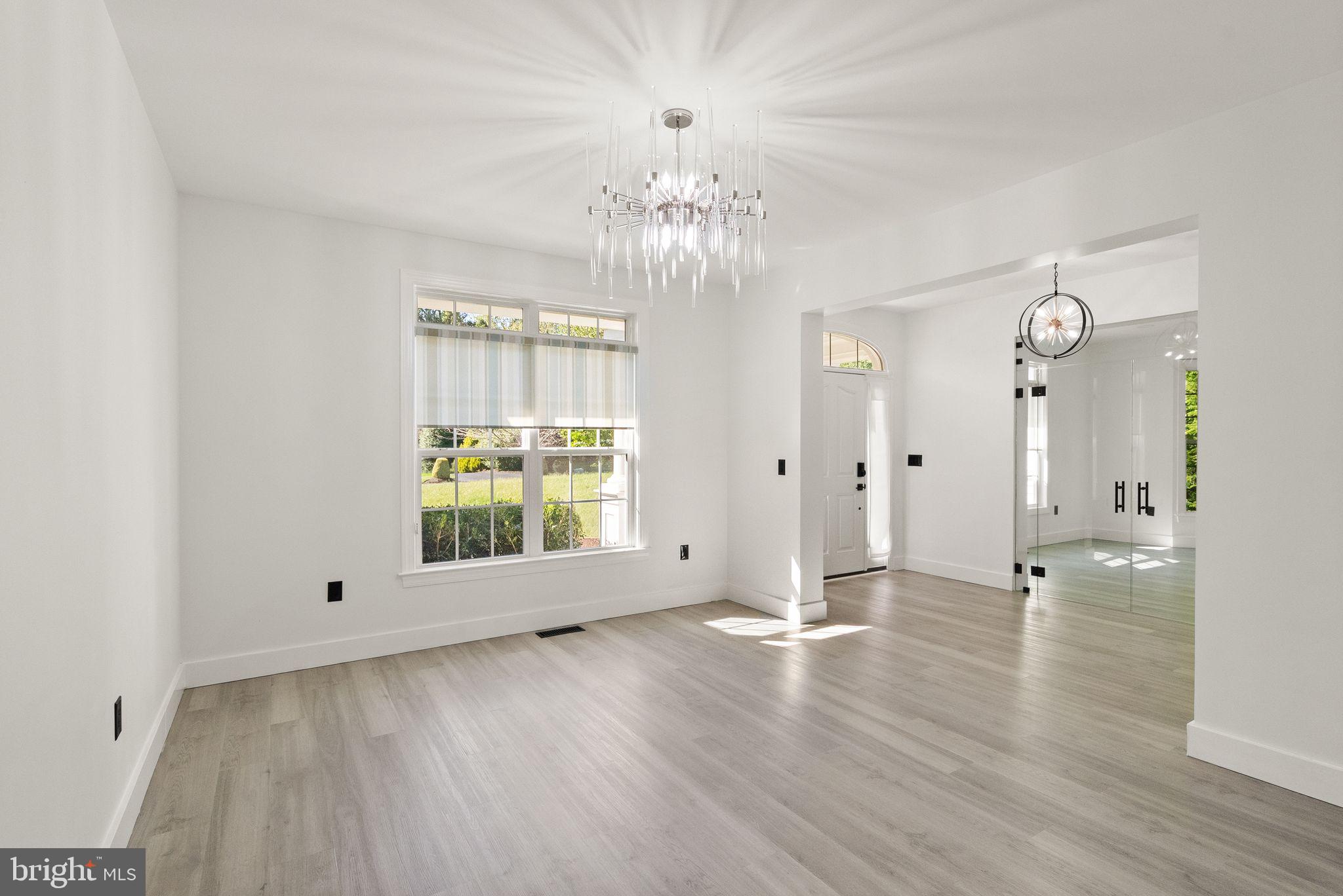 MILLSTONE AT THE GLENS - Residential