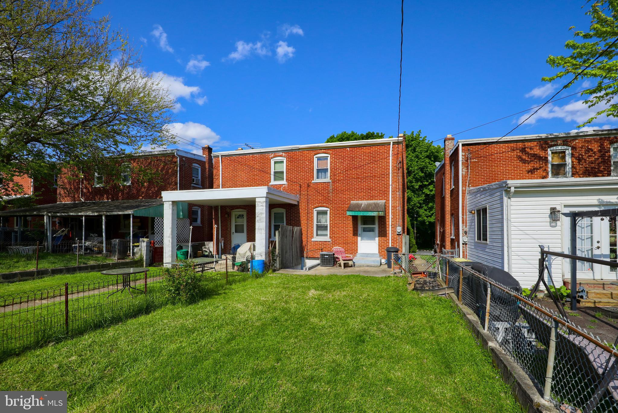 LANCASTER - Residential