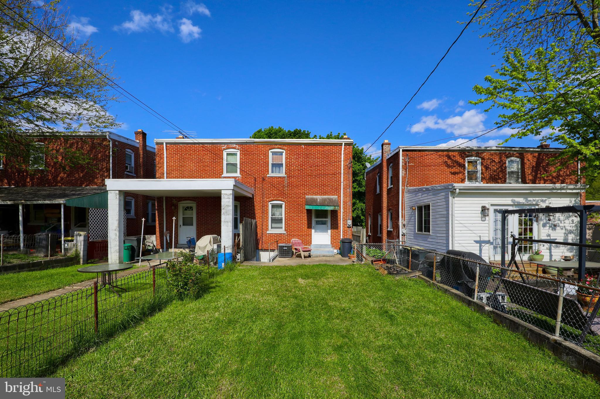 LANCASTER - Residential