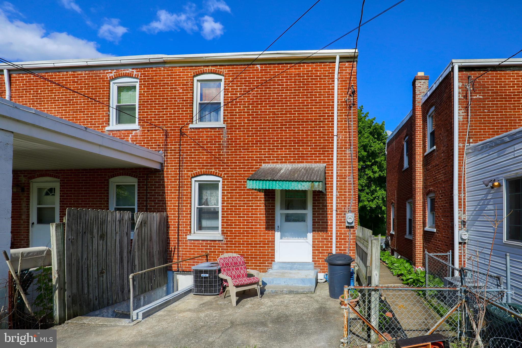 LANCASTER - Residential