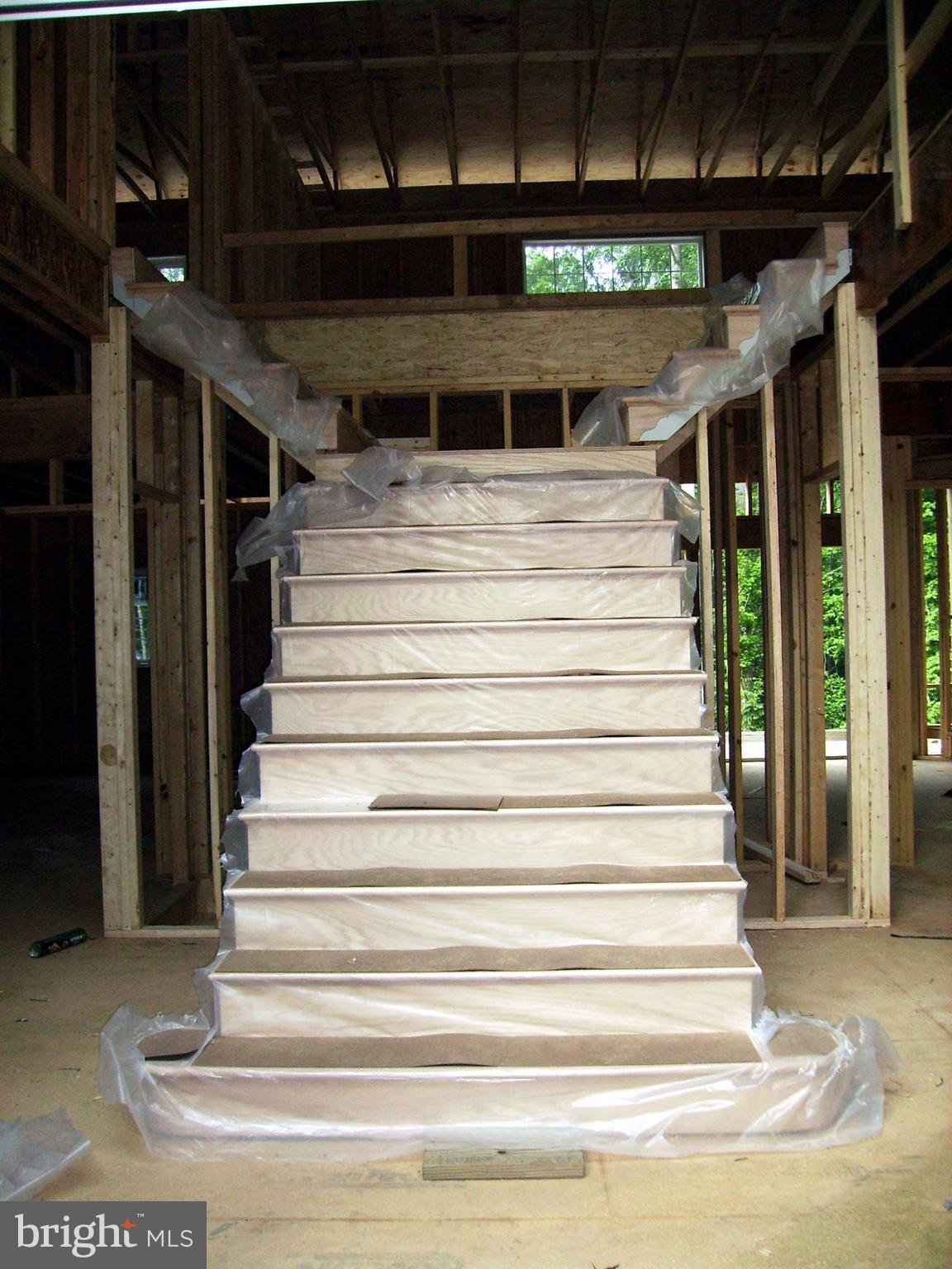 CLASSIC LAKES - Residential