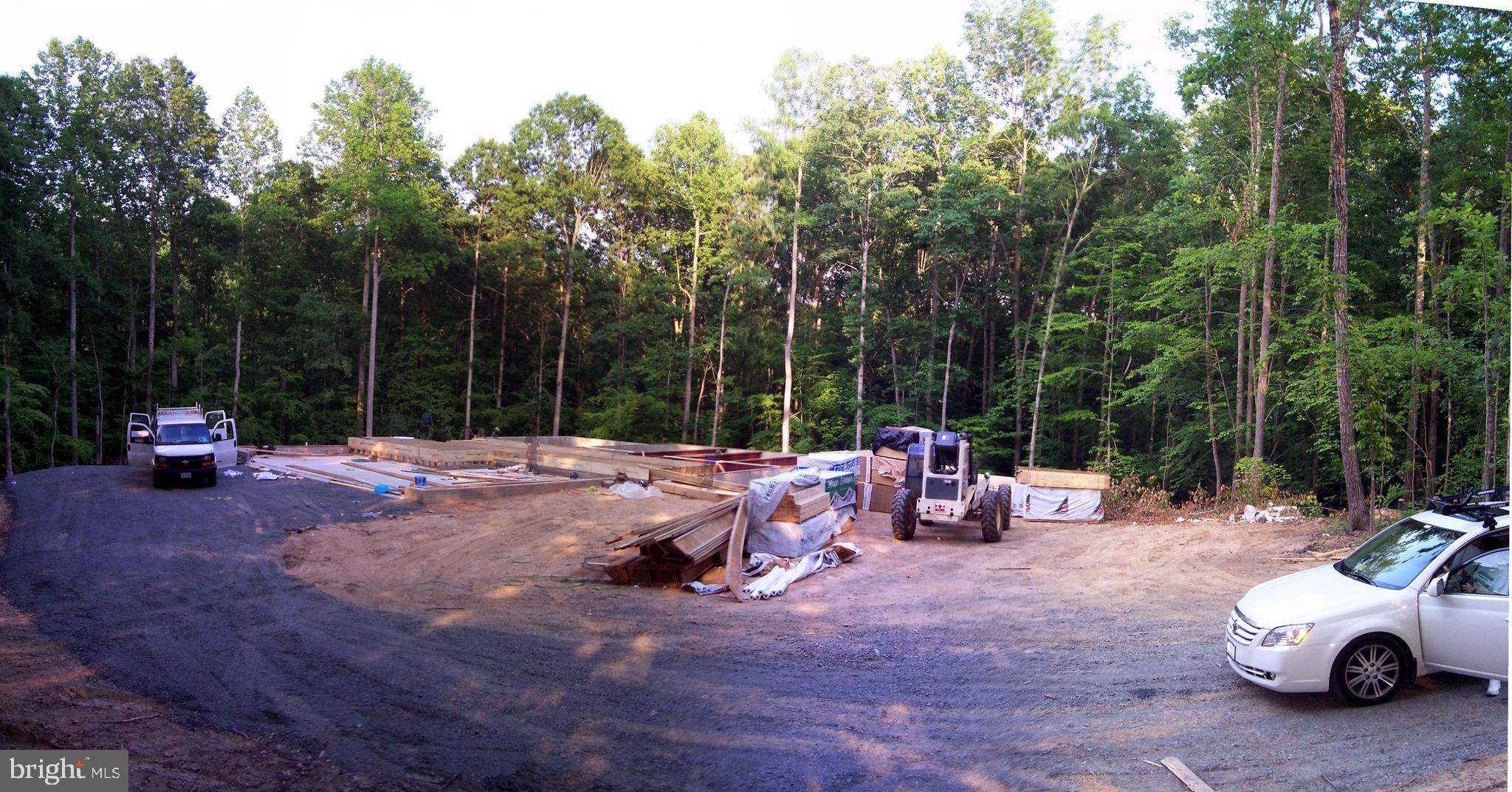 CLASSIC LAKES - Residential