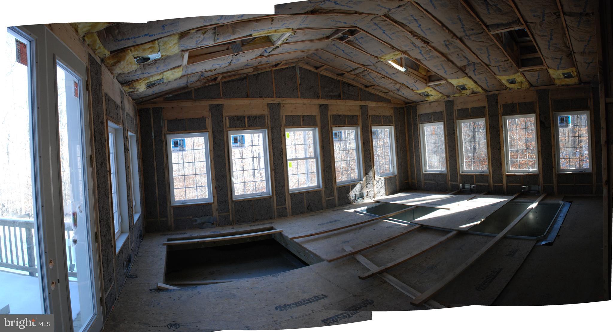 CLASSIC LAKES - Residential