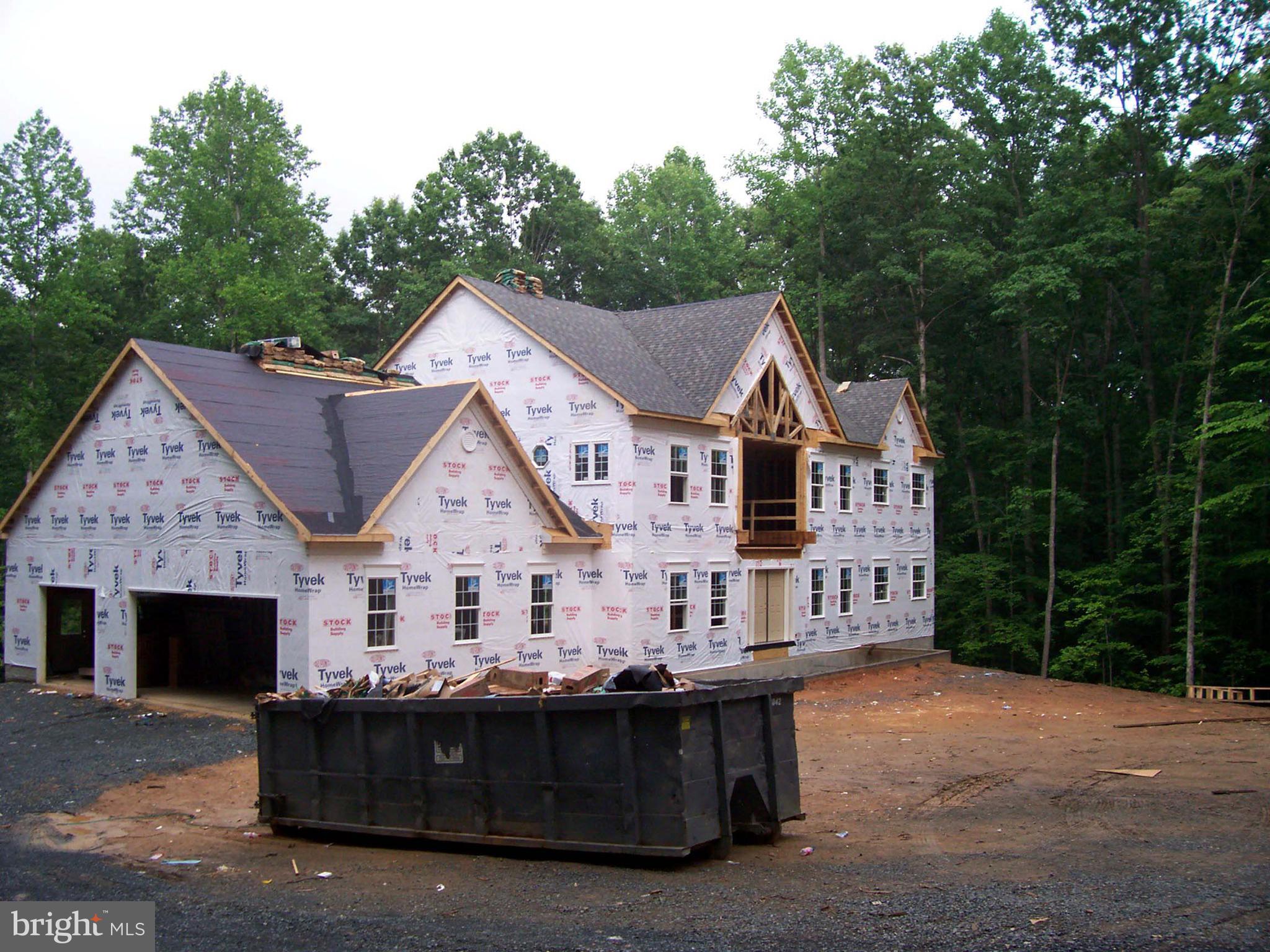 CLASSIC LAKES - Residential