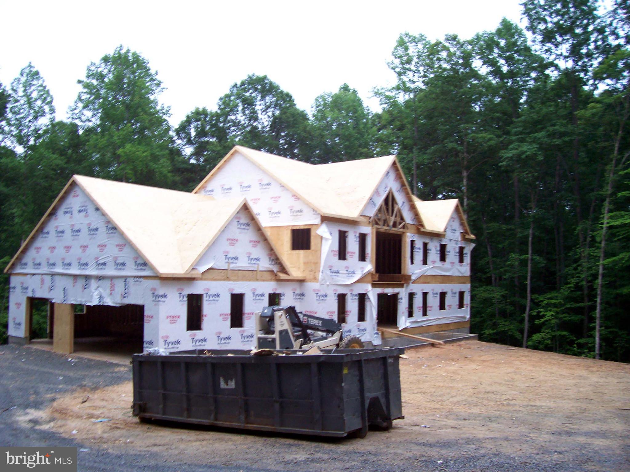 CLASSIC LAKES - Residential