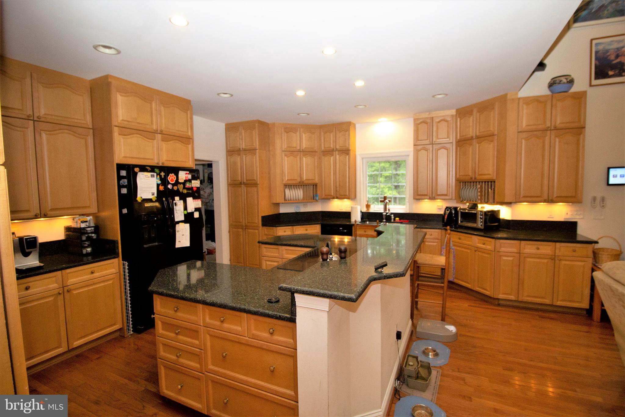 CLASSIC LAKES - Residential