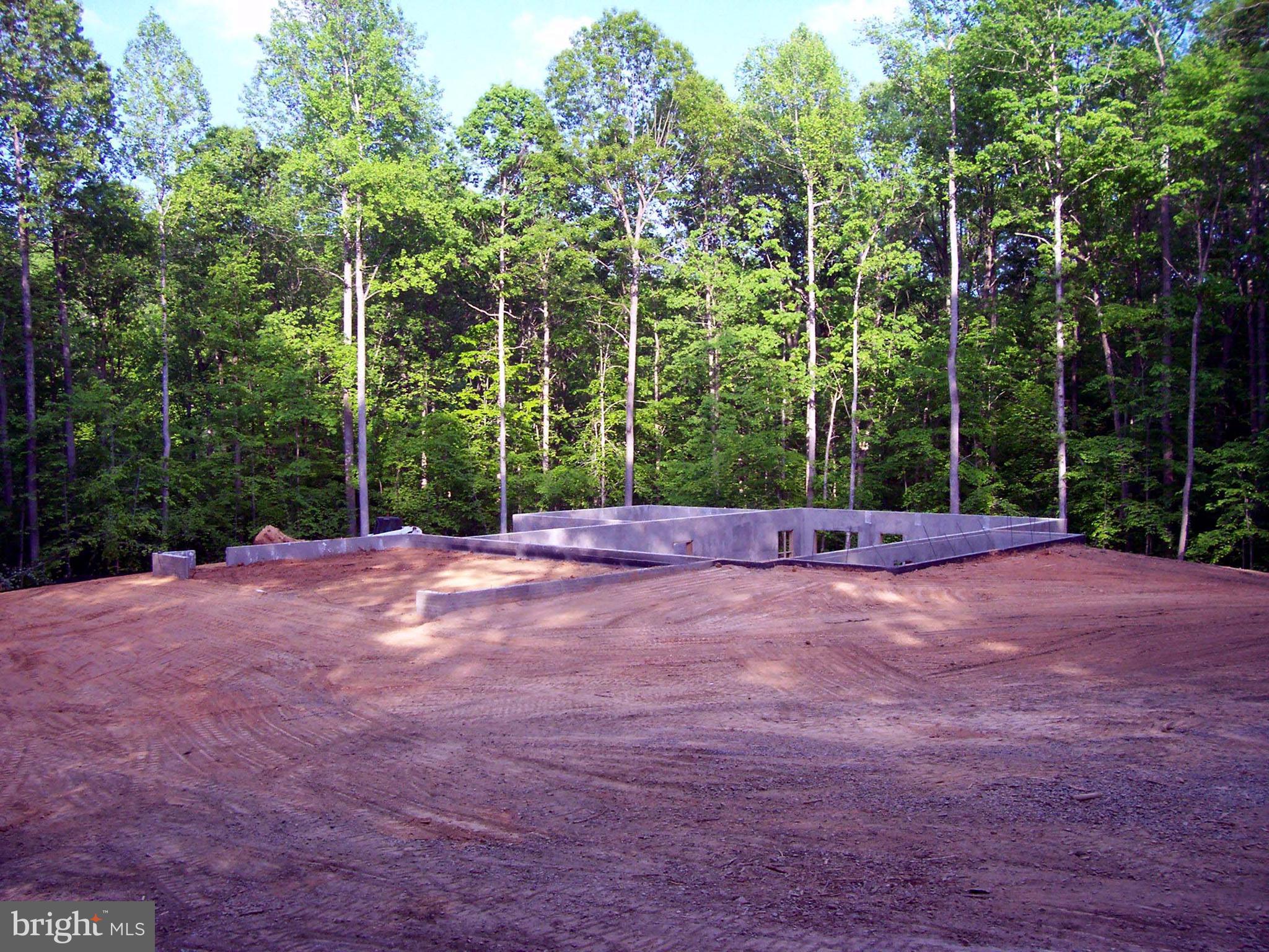 CLASSIC LAKES - Residential