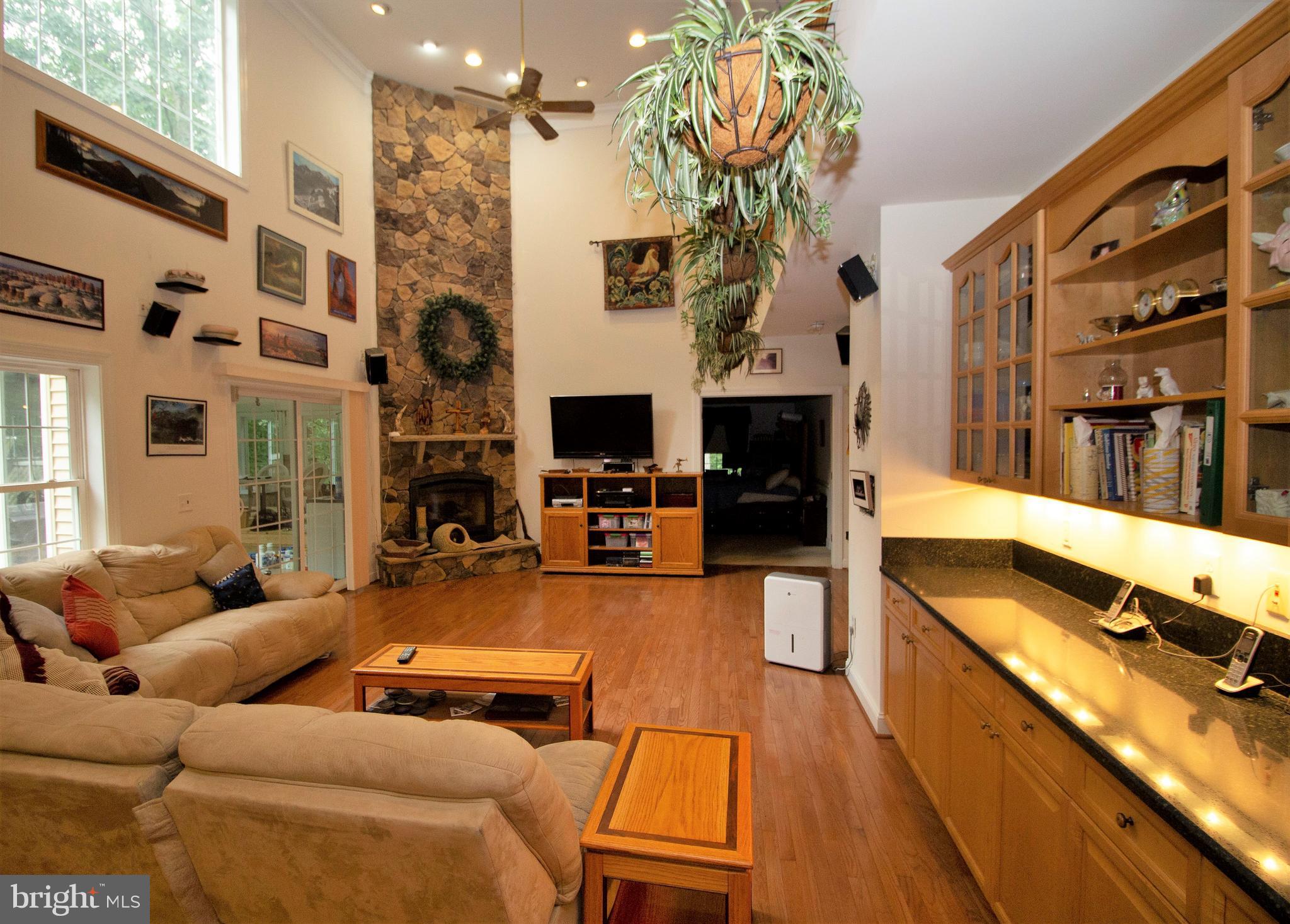 CLASSIC LAKES - Residential