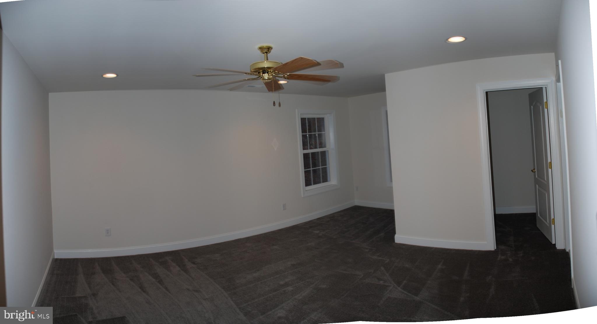 CLASSIC LAKES - Residential