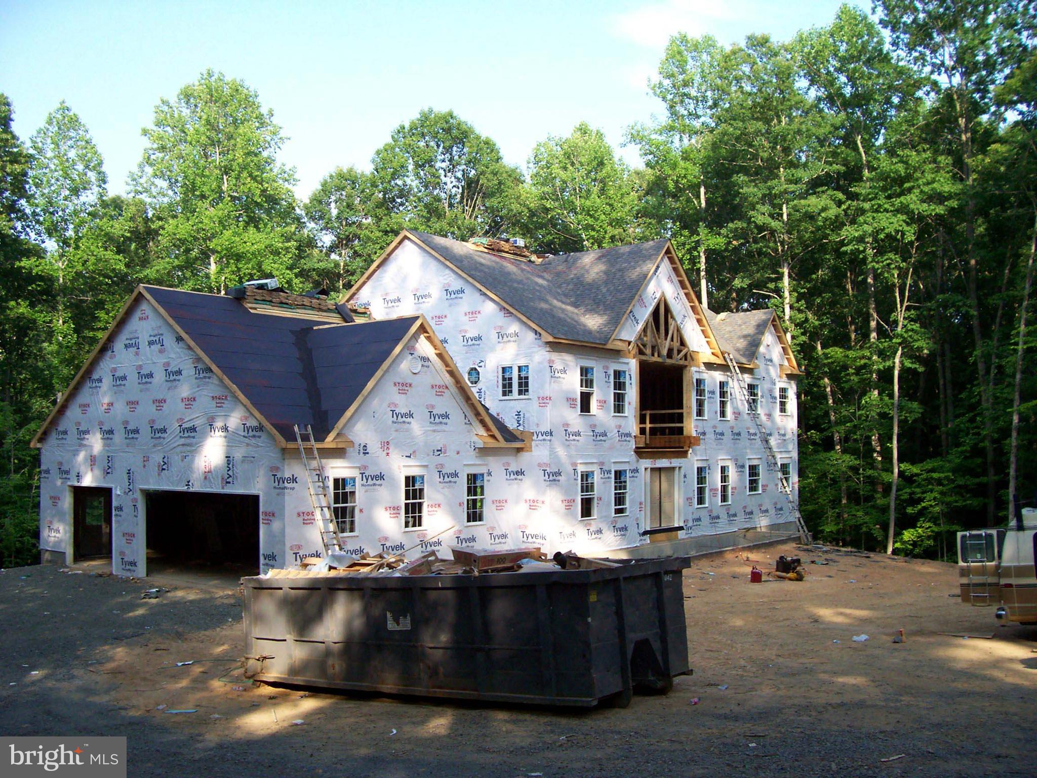 CLASSIC LAKES - Residential