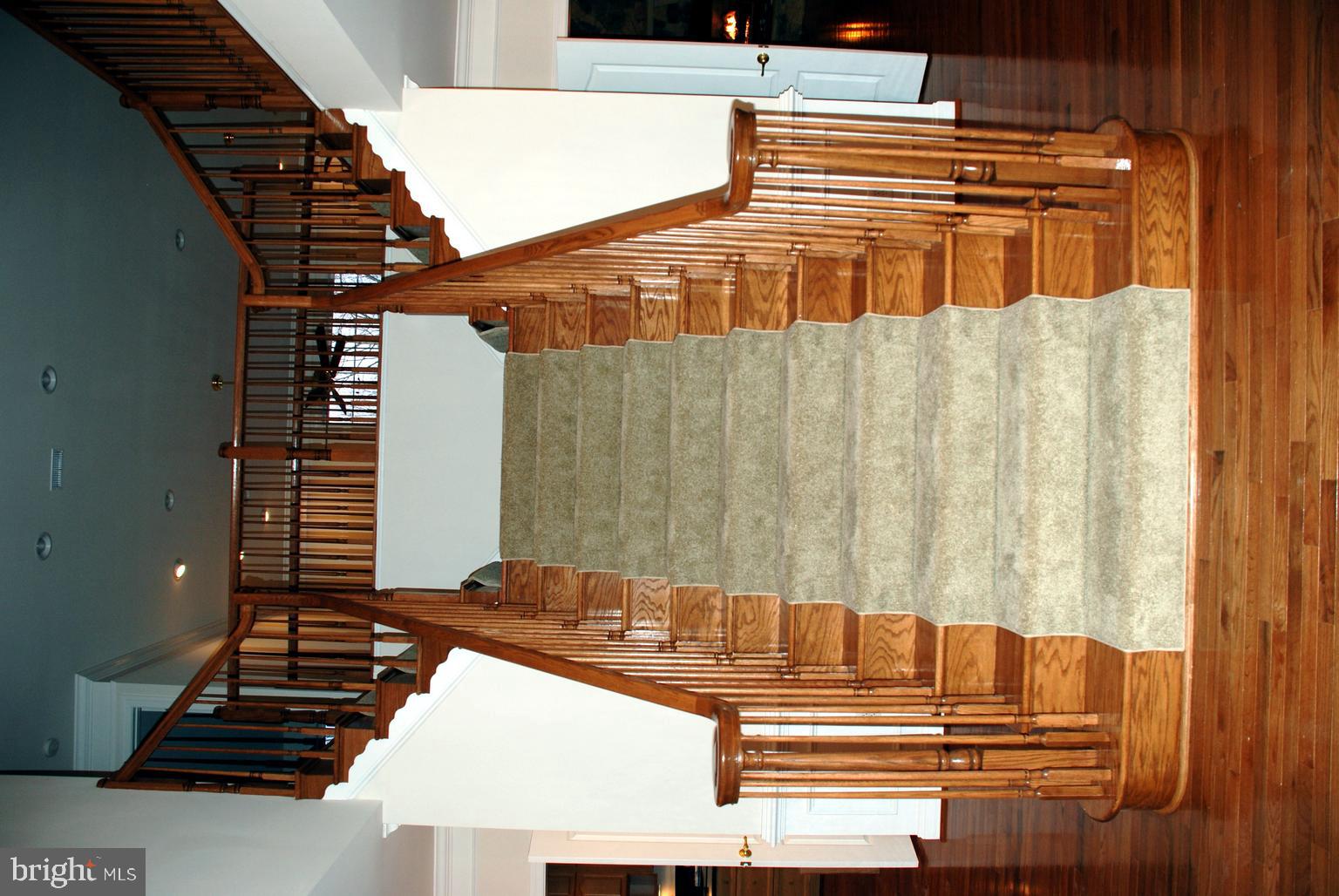 CLASSIC LAKES - Residential