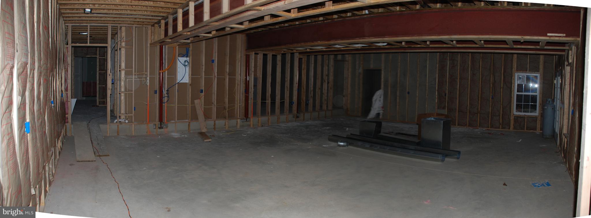 CLASSIC LAKES - Residential