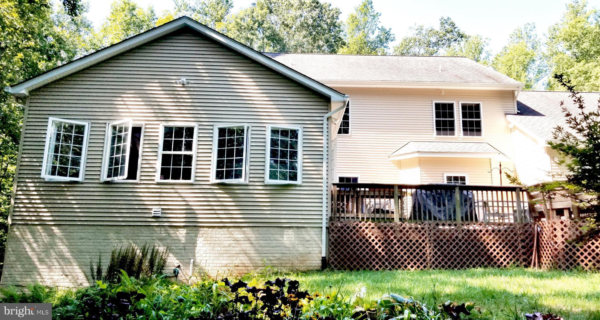 CLASSIC LAKES - Residential