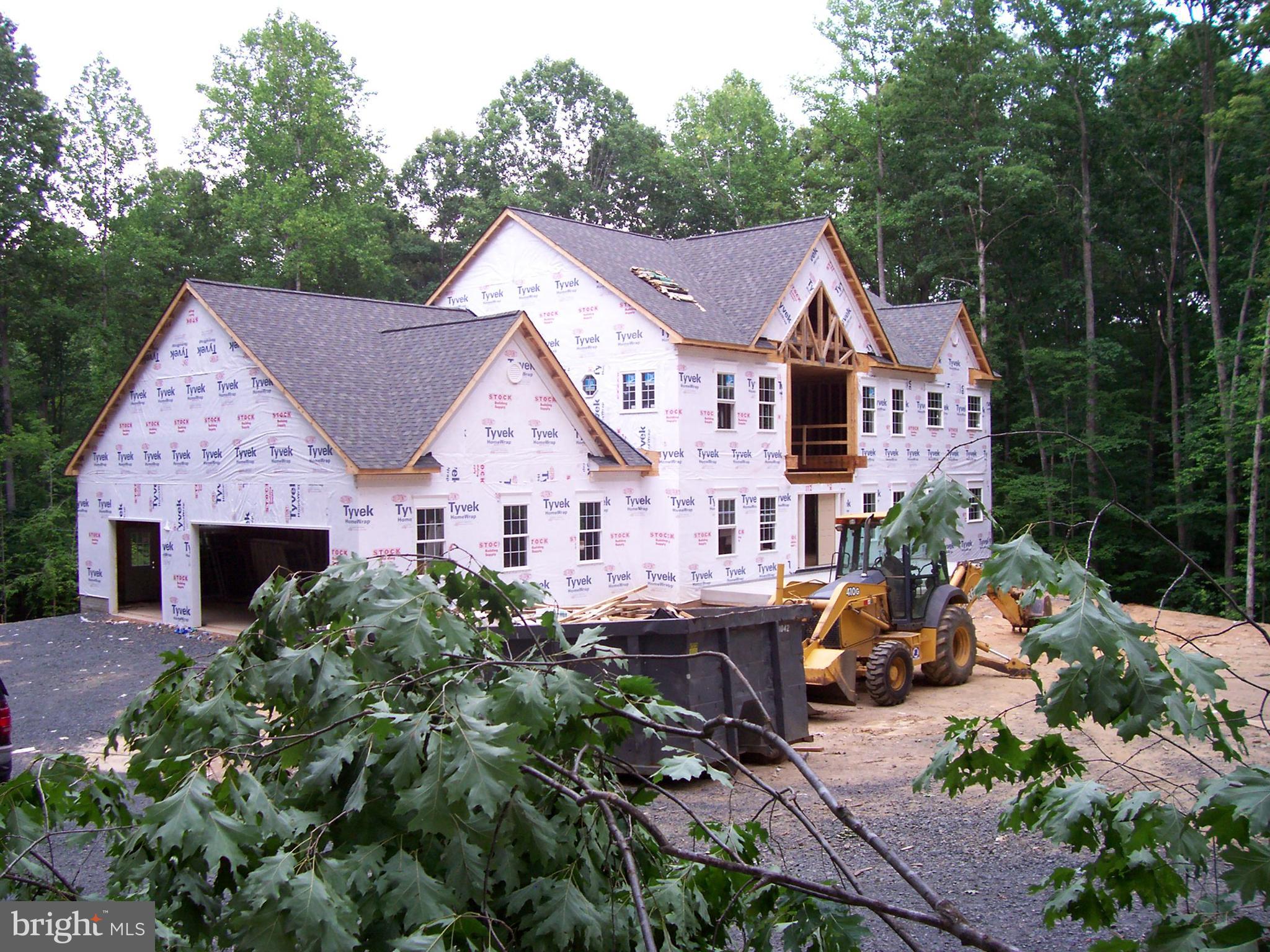 CLASSIC LAKES - Residential