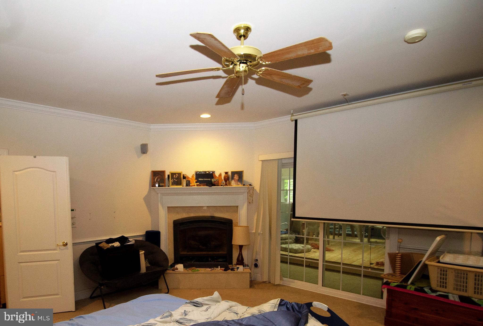 CLASSIC LAKES - Residential