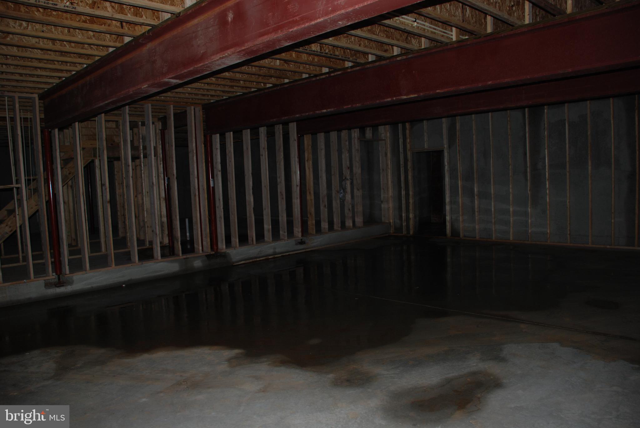 CLASSIC LAKES - Residential