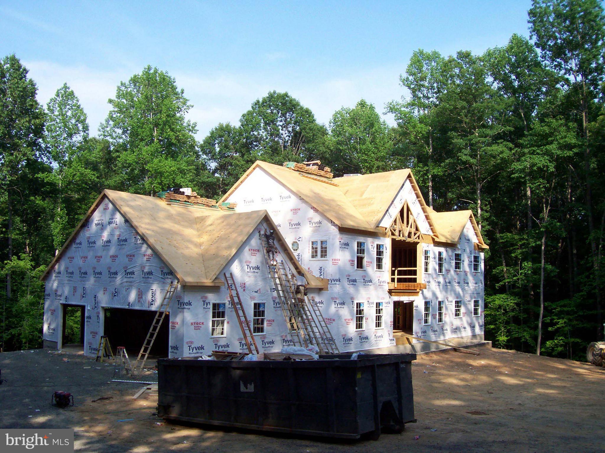 CLASSIC LAKES - Residential