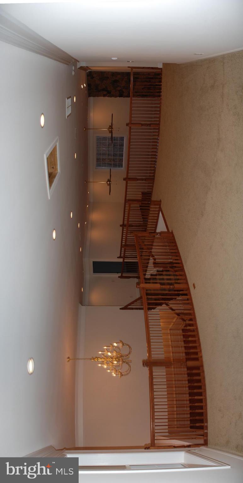 CLASSIC LAKES - Residential