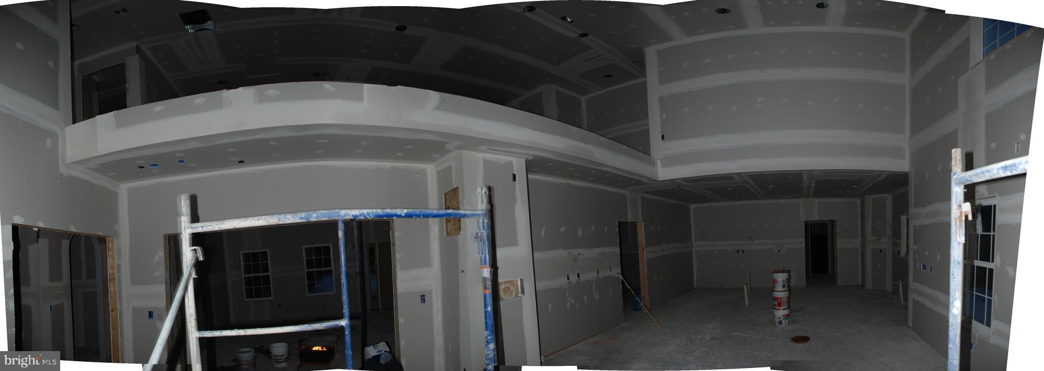 CLASSIC LAKES - Residential