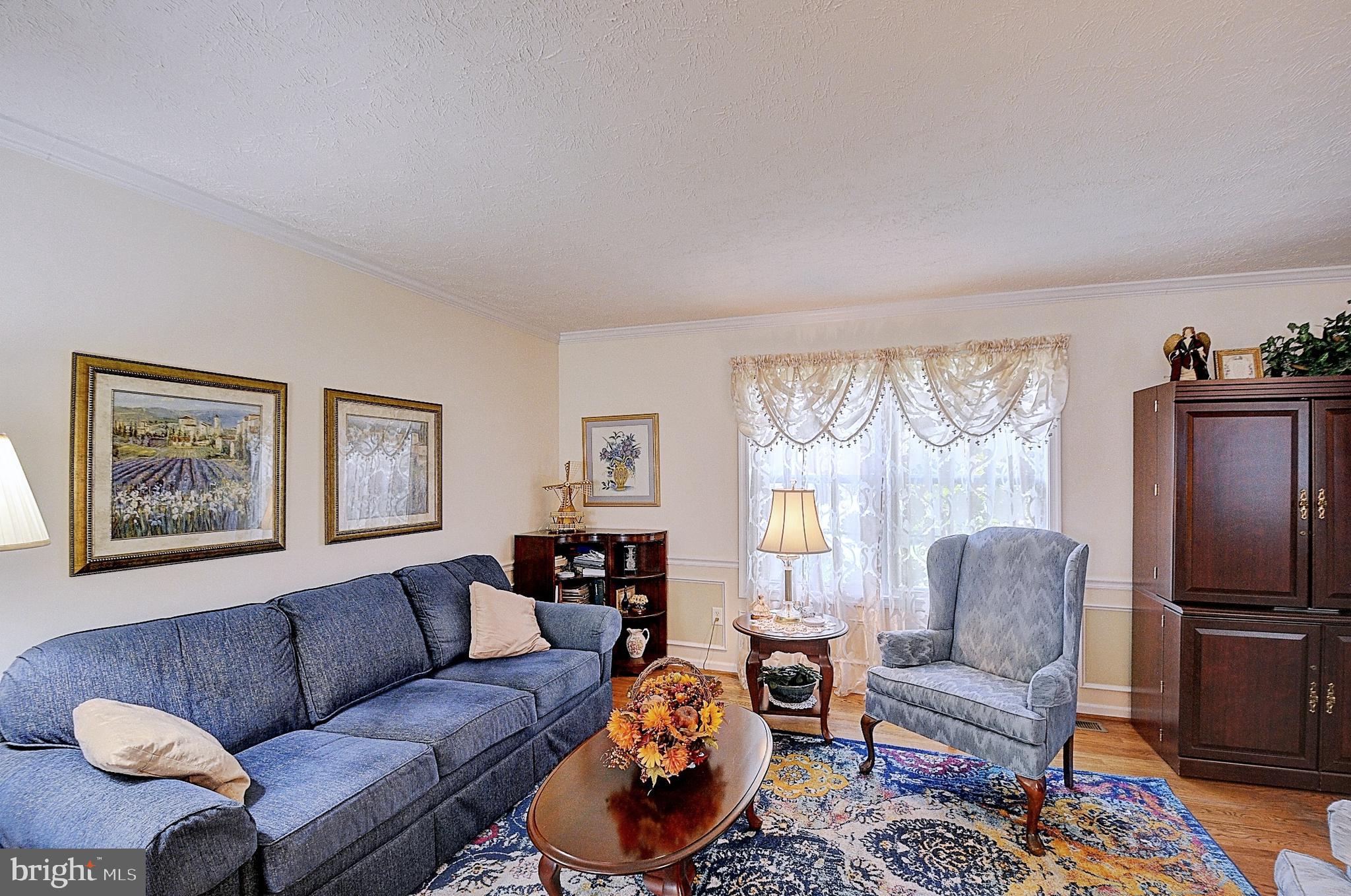 SARATOGA MEADOWS - Residential