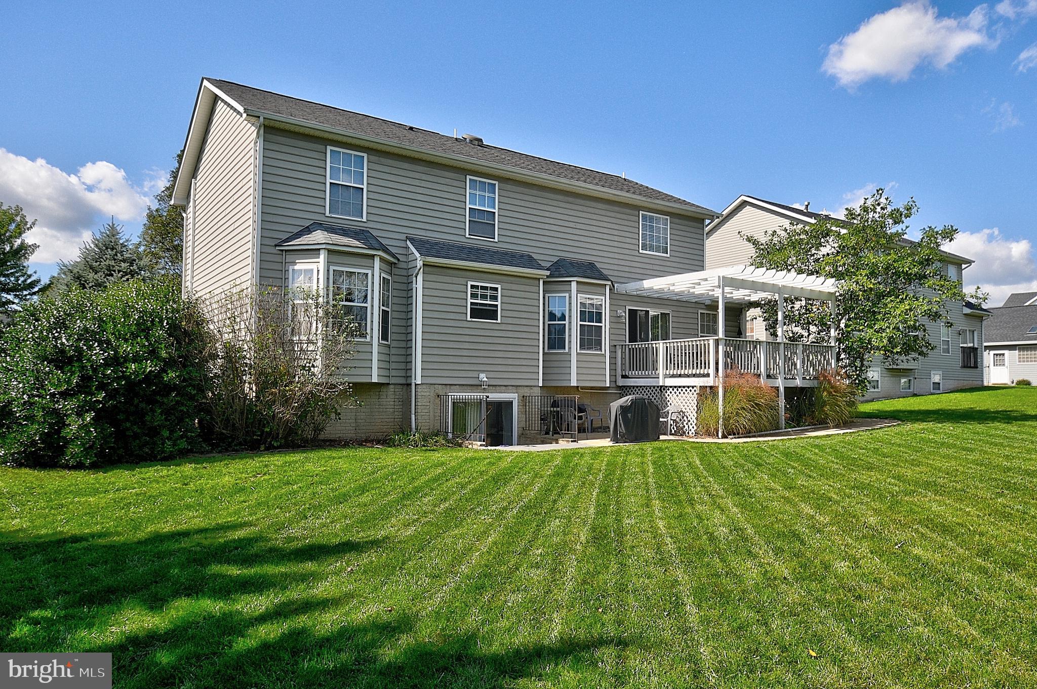 SARATOGA MEADOWS - Residential