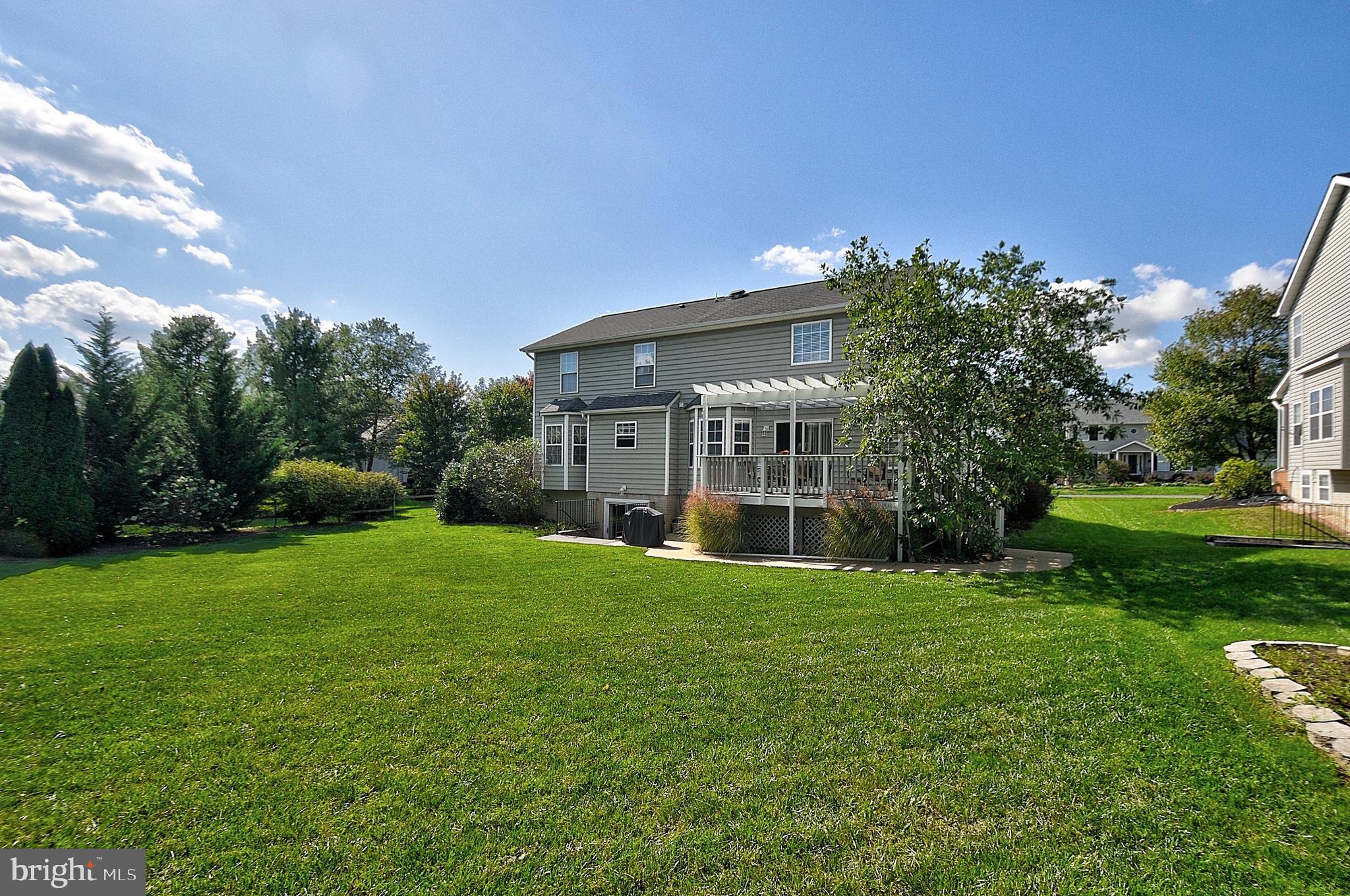 SARATOGA MEADOWS - Residential