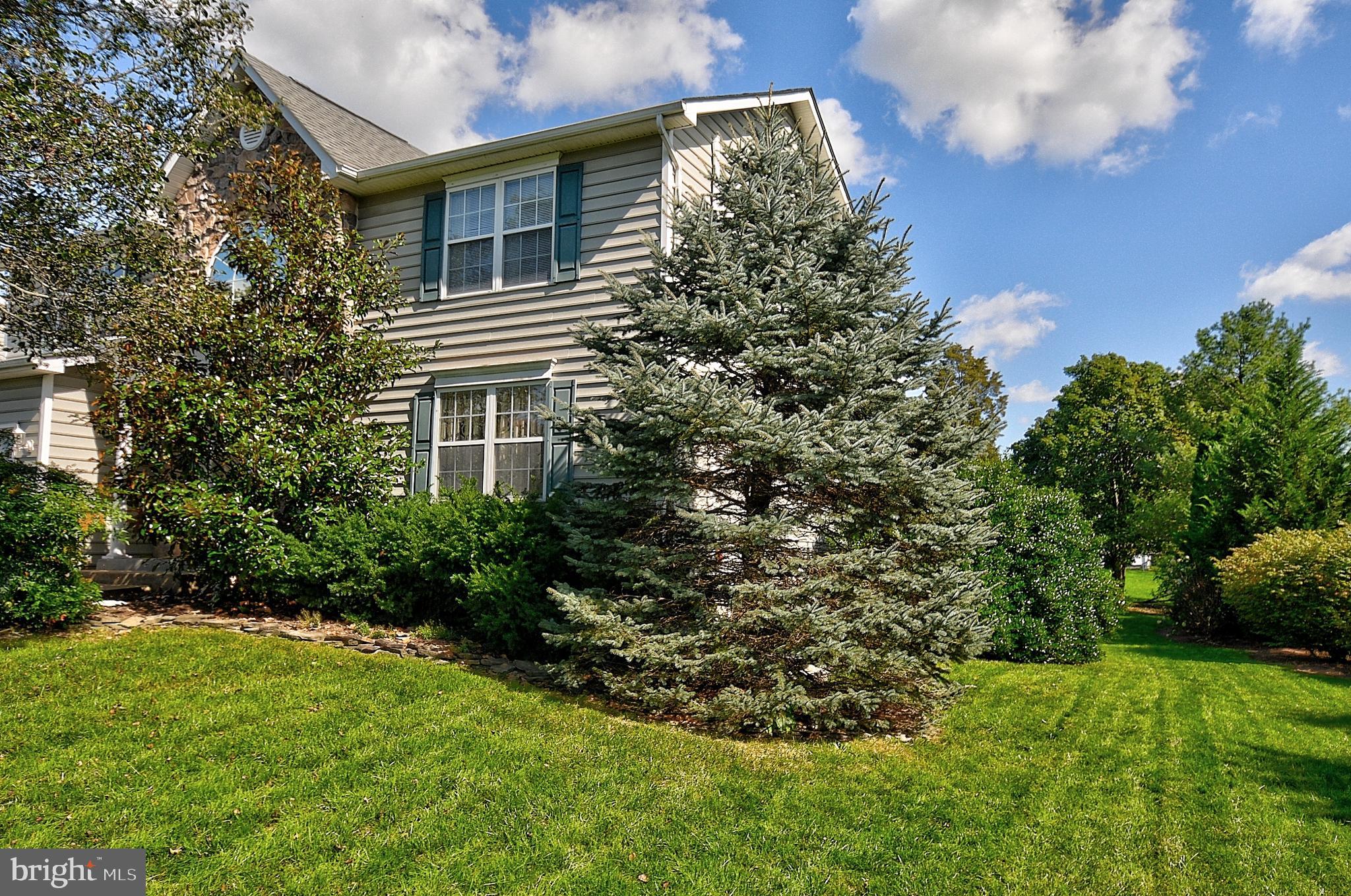 SARATOGA MEADOWS - Residential