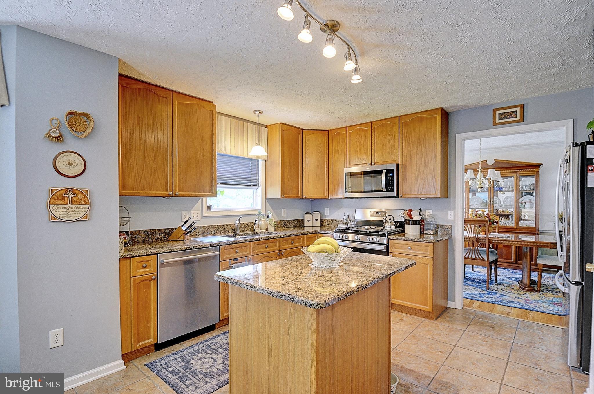 SARATOGA MEADOWS - Residential