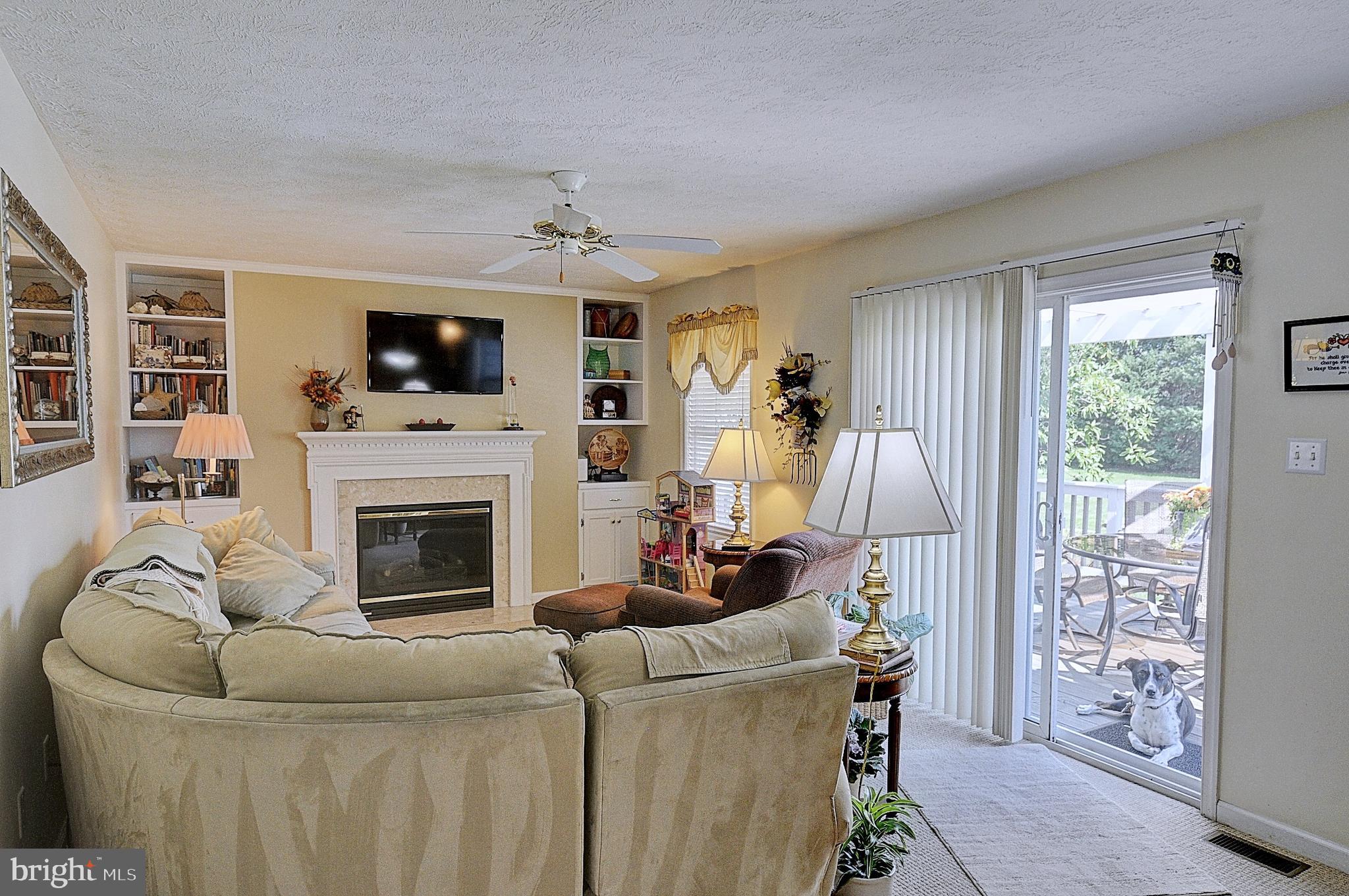 SARATOGA MEADOWS - Residential