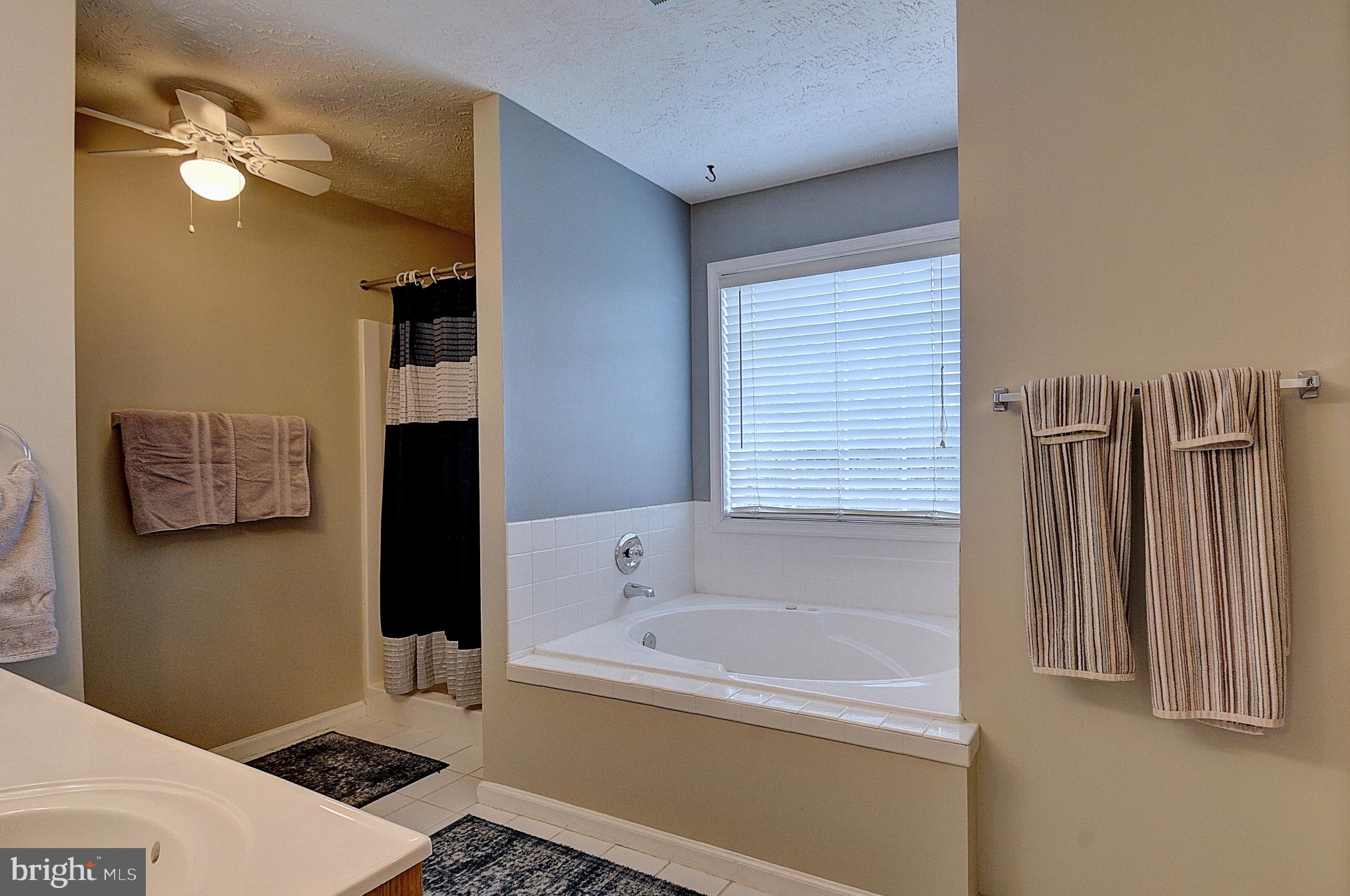 SARATOGA MEADOWS - Residential