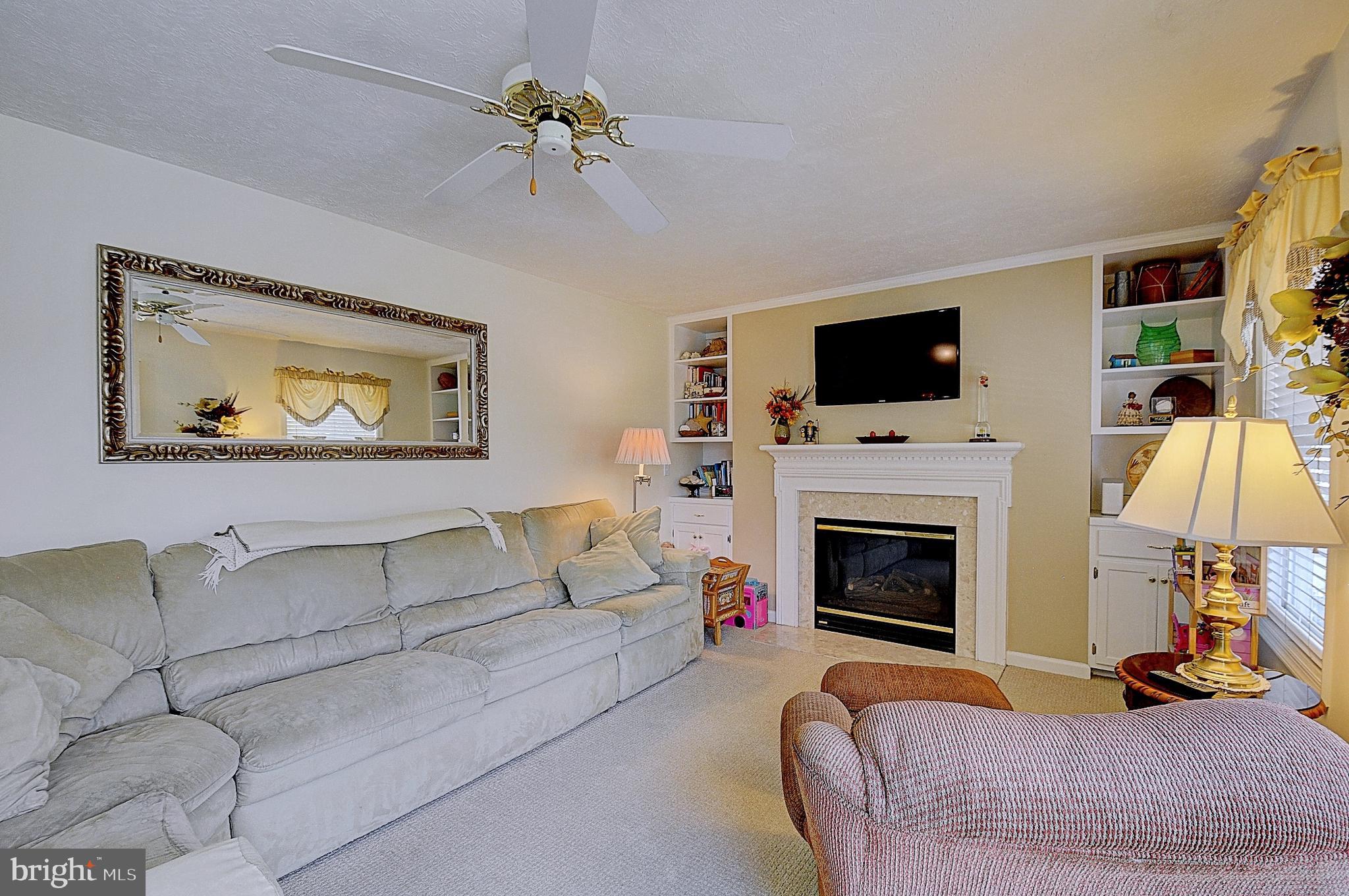 SARATOGA MEADOWS - Residential