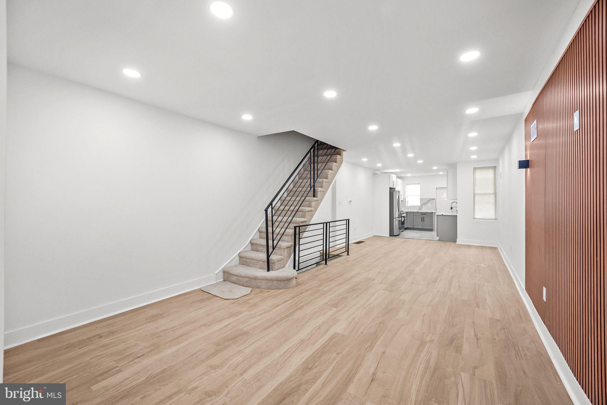 WEST OAK LANE - Residential