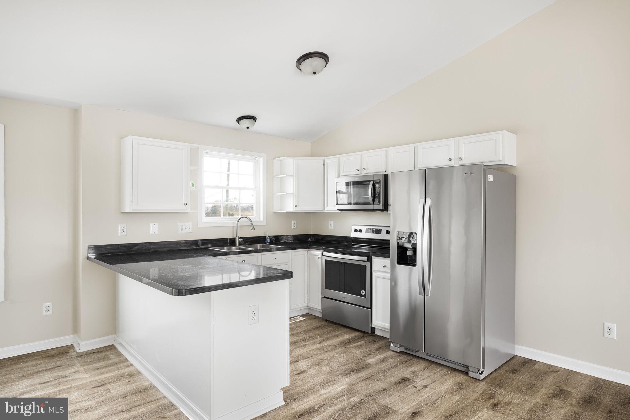 CRESTFIELD - Residential