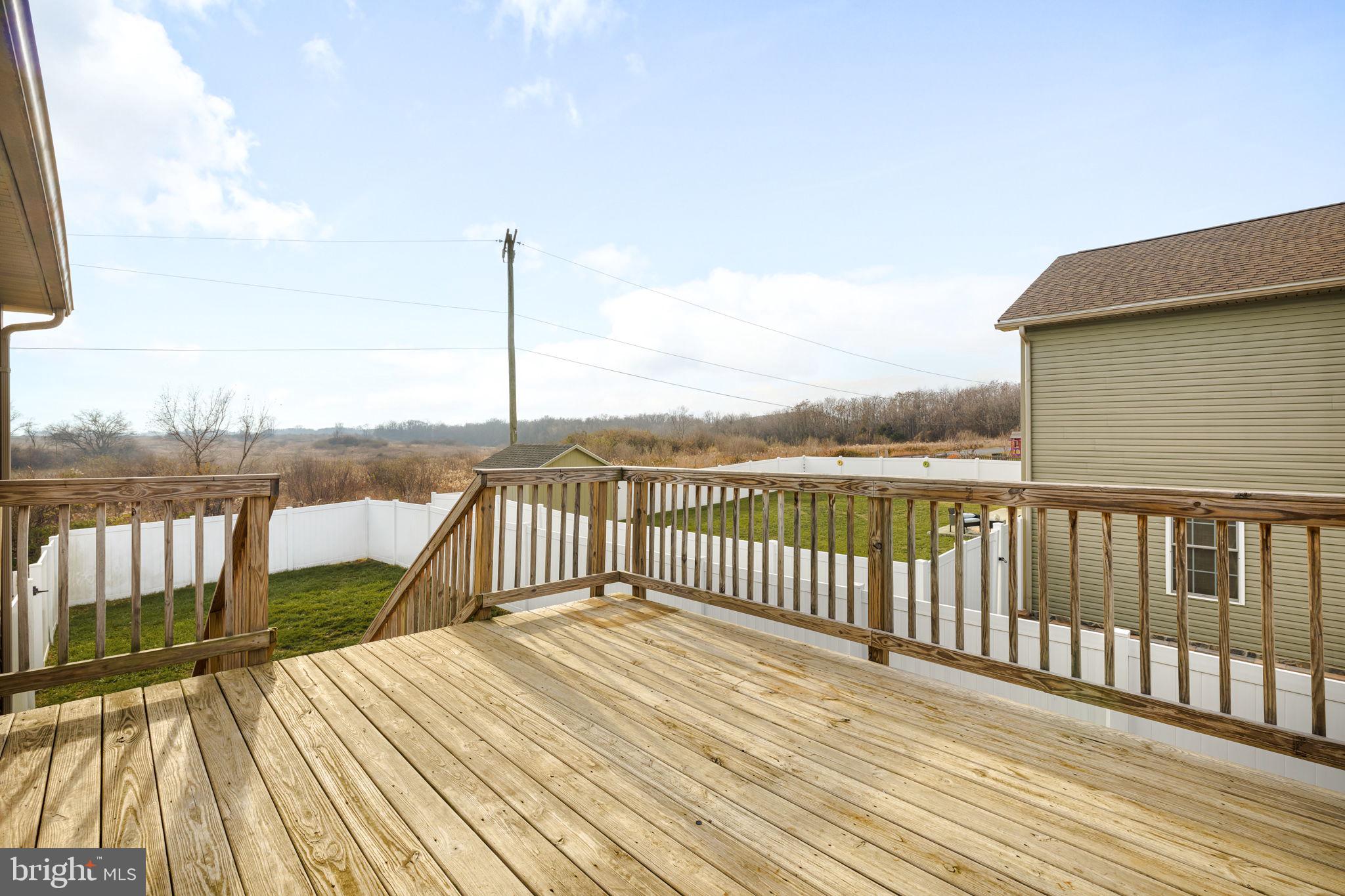 CRESTFIELD - Residential