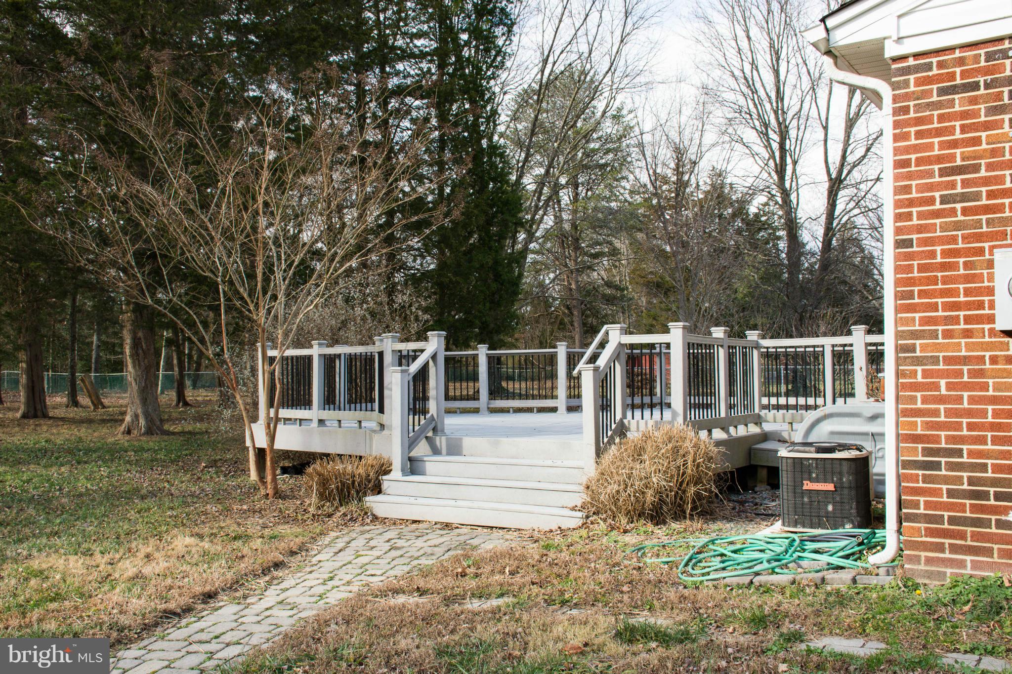 WARREN J WILLETT'S SUB - Residential Lease