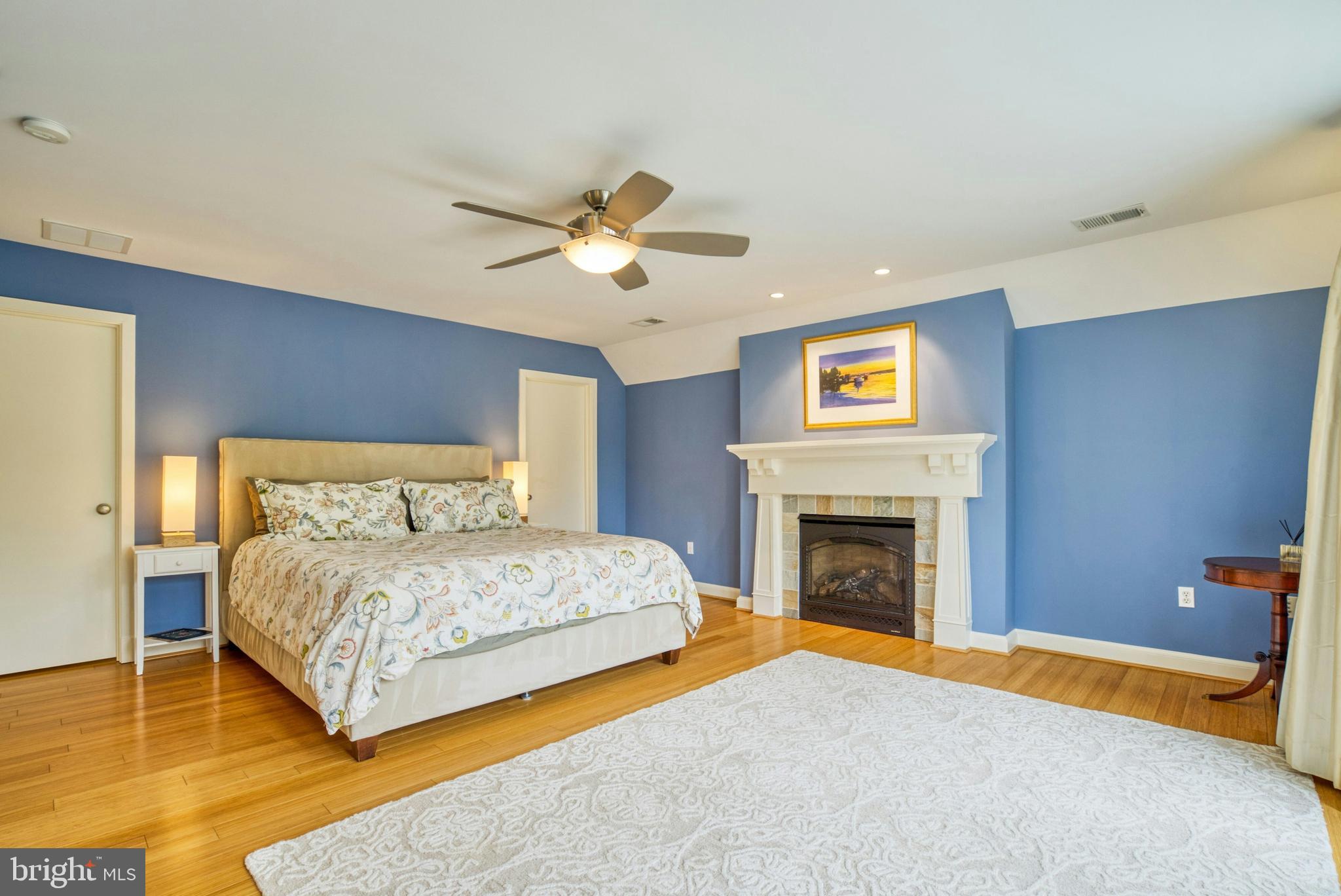 BROADMONT - Residential